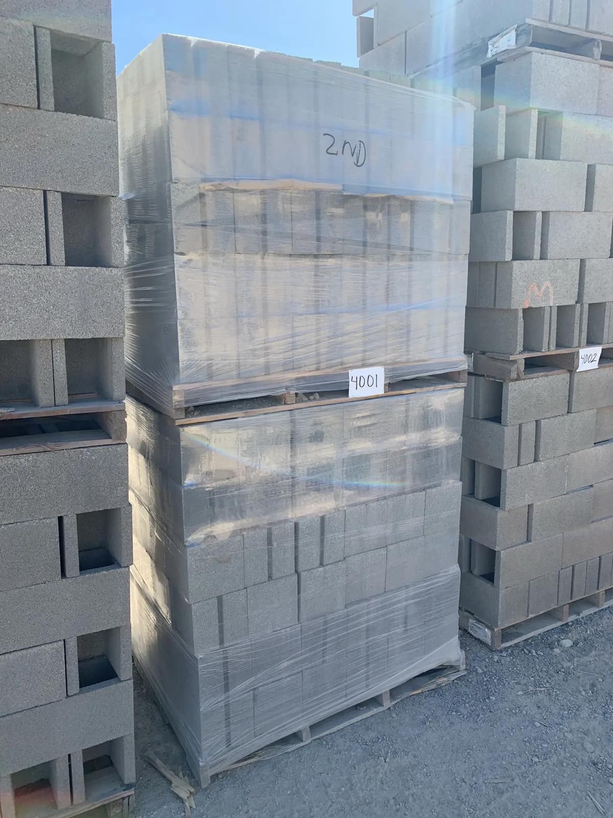 (2) Pallets 8x8x8 Std Half Gray, photo 3 of 3