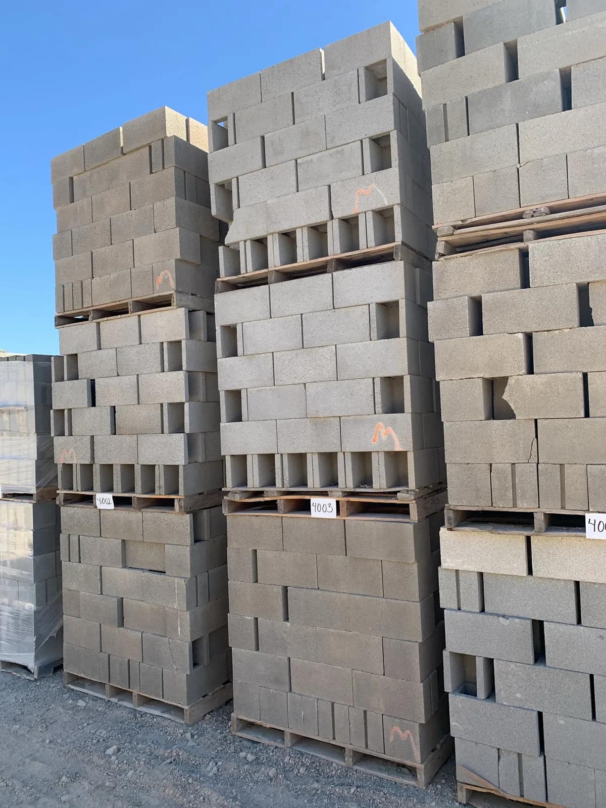 (3) Pallets 8x8x16 Open End Standard Gray, photo 3 of 3