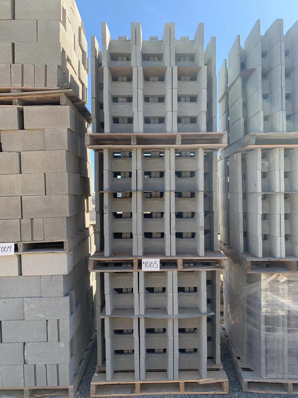 3-pallets-12x8x16-double-open-end-bond-beam-gray-68fefe