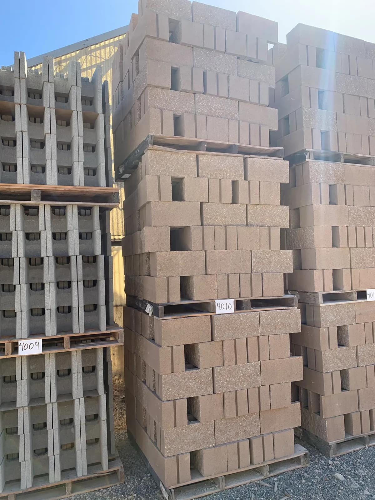 (3) Pallets 8x8x16 Split One Side Open End Standard Tan, photo 2 of 3