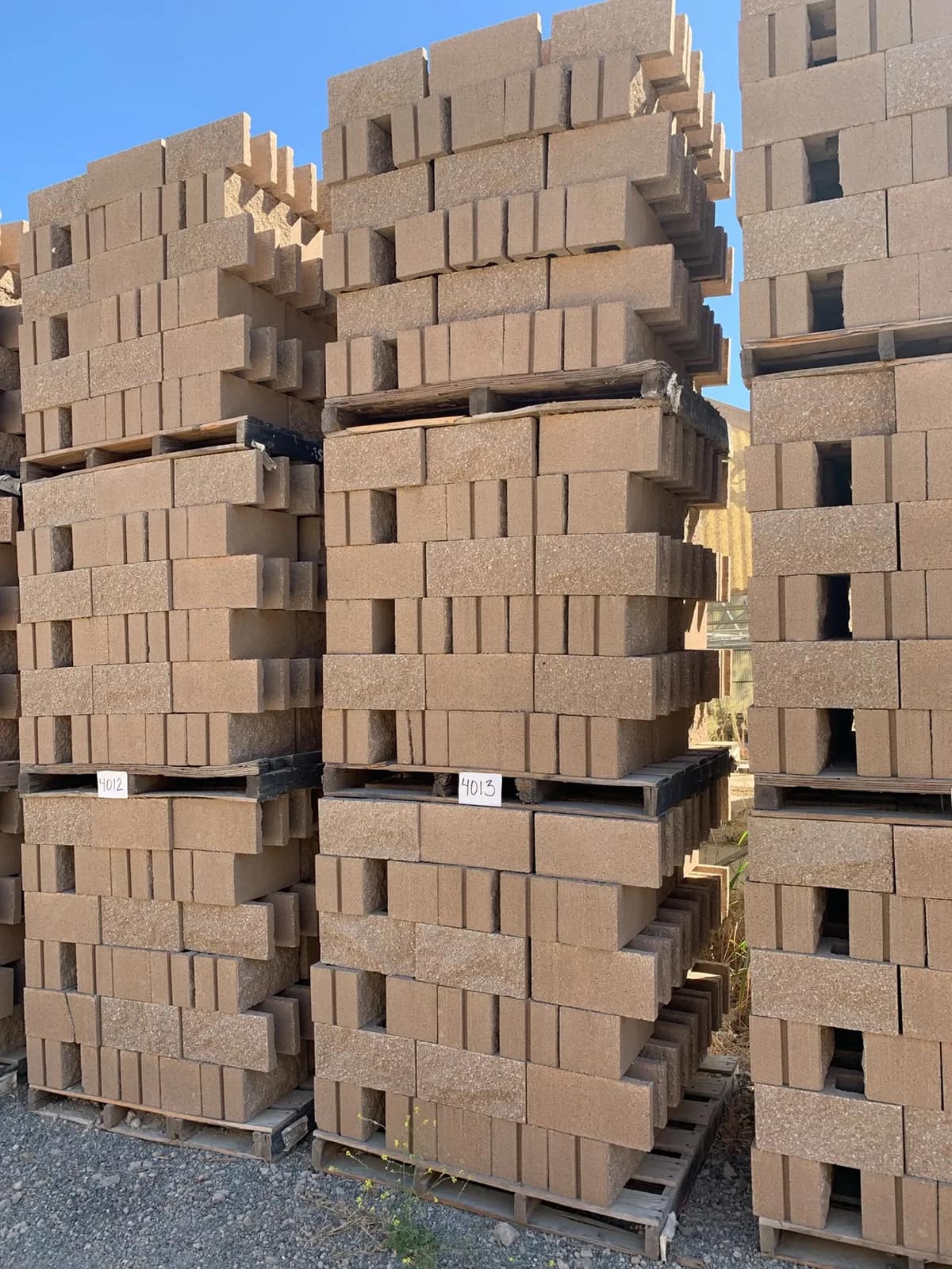 (3) Pallets 8x8x16 Split One Side Open End Standard Tan, photo 3 of 3
