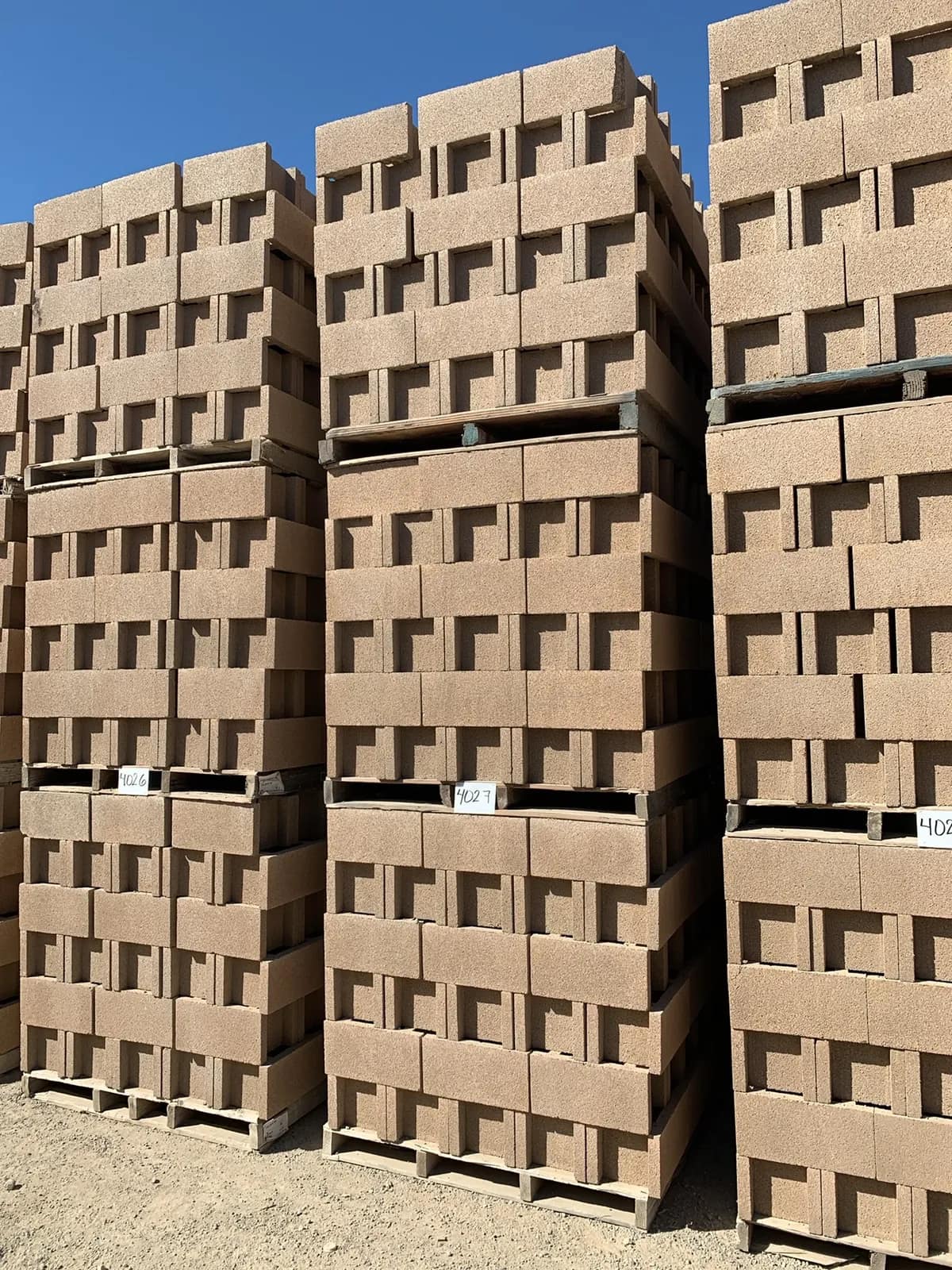 (3) Pallets 10x8x16 H Block Tan, photo 2 of 2