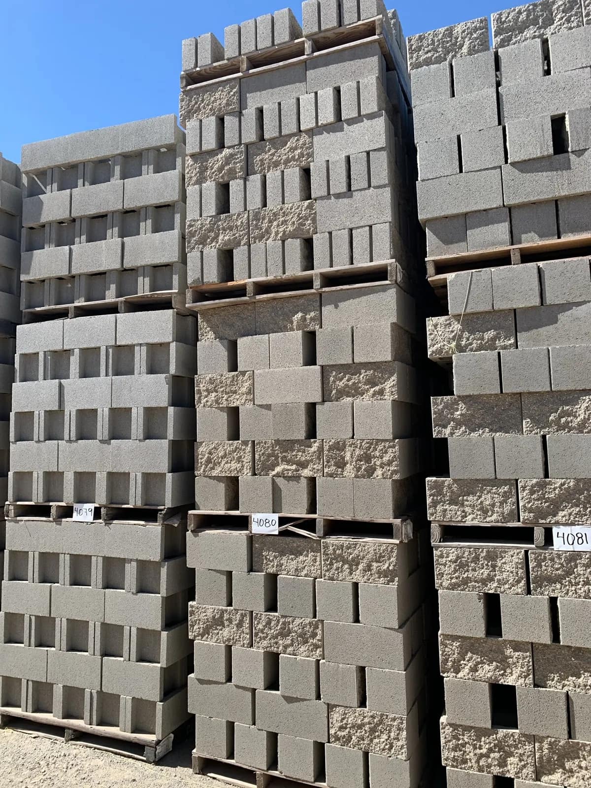 (3) Pallets 8x8x16 Split One Side Standard Gray, photo 3 of 3