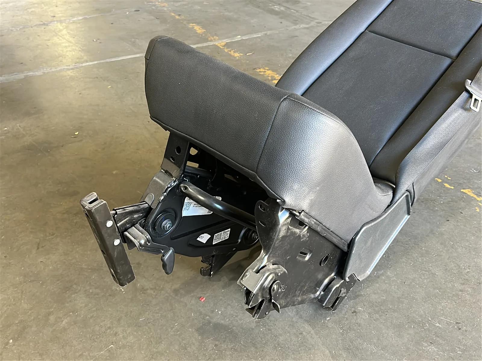 Mercedes Passenger Car Seat, photo 4 of 6
