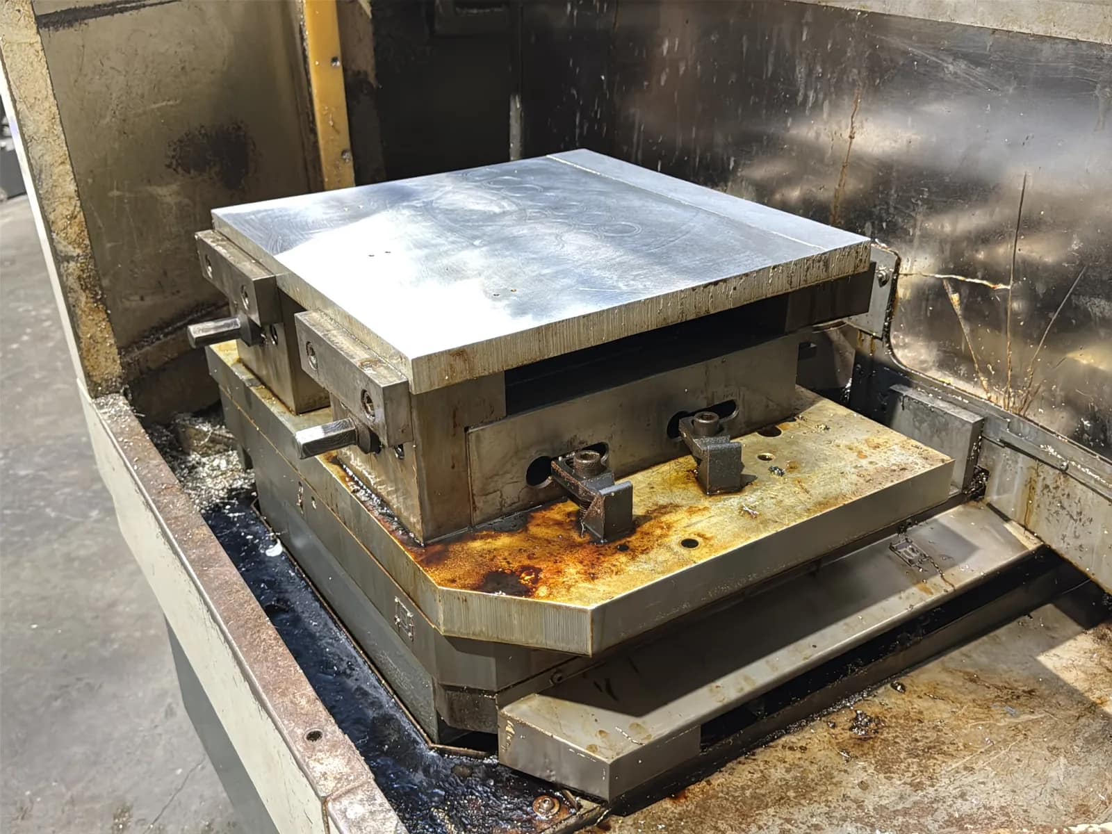 Enshu S400 CNC Vertical Machining Center With Turbo Conveyor, photo 72 of 72