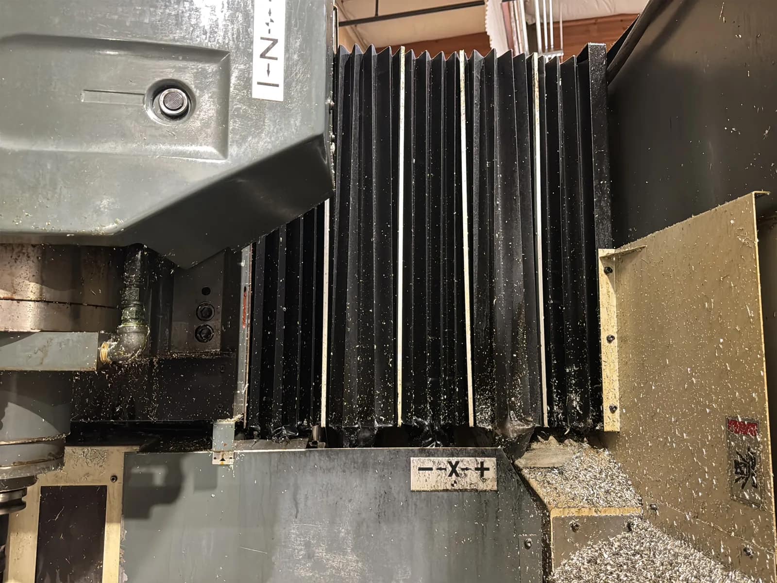 Enshu S400 CNC Vertical Machining Center With Turbo Conveyor, photo 35 of 82