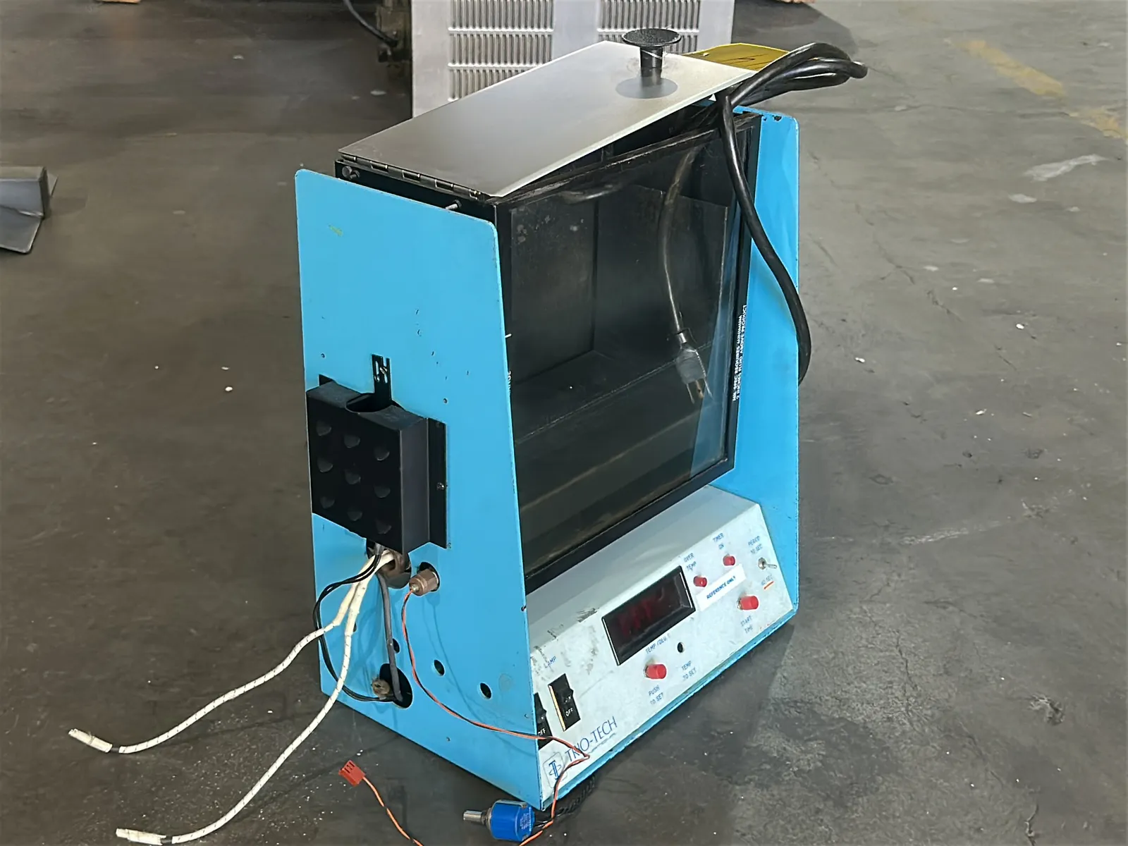 Trio-Tech G-203 Bubble Tester, photo 4 of 5