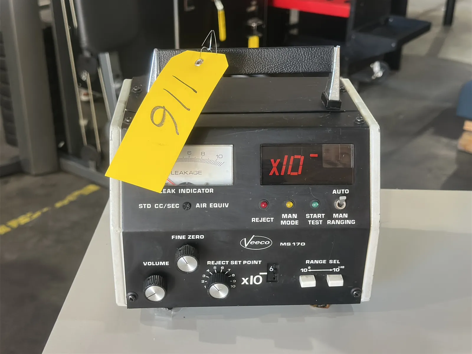 Veeco MS-170 Leak Detector, photo 5 of 7