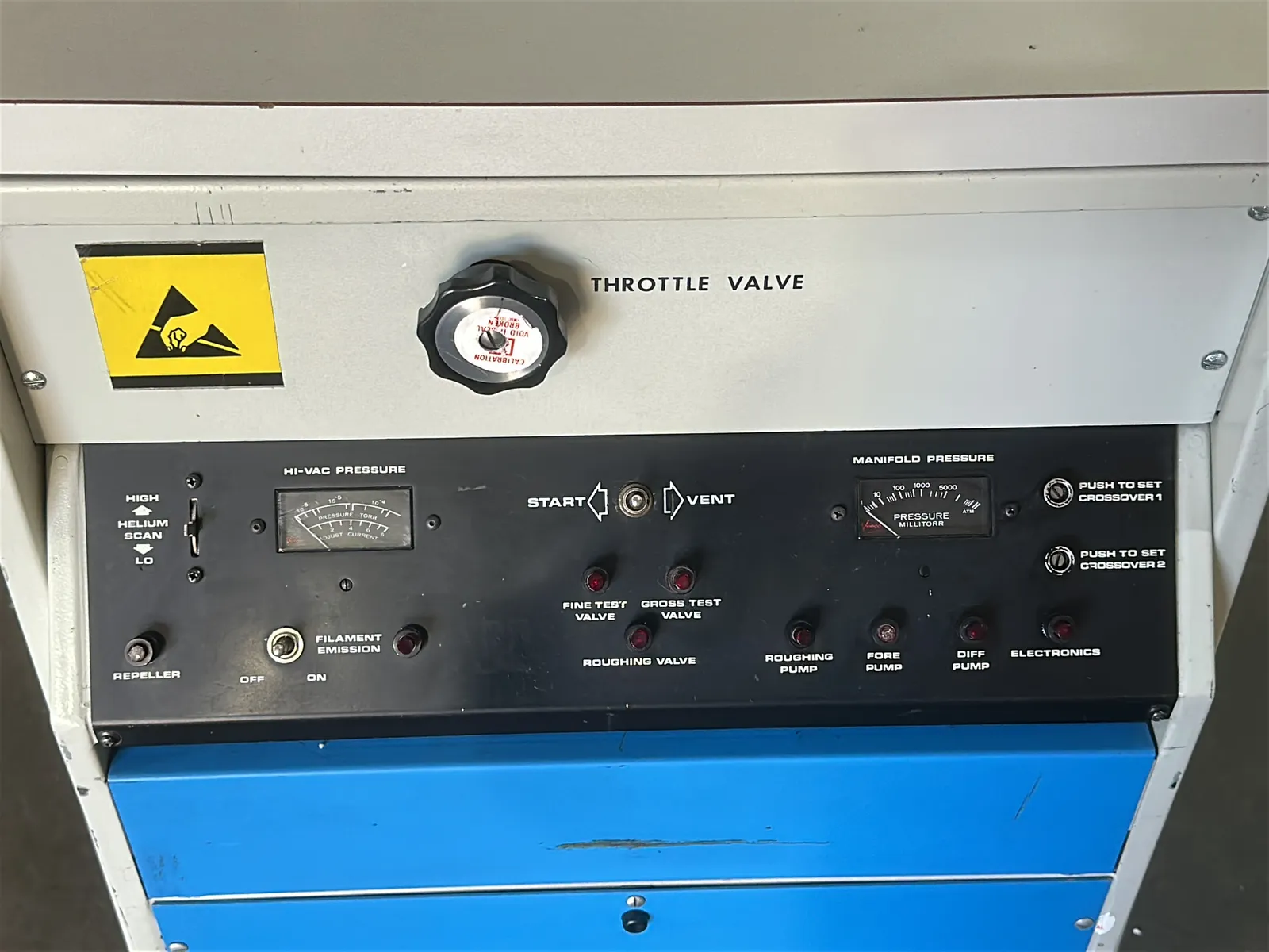 Veeco MS-170 Leak Detector, photo 4 of 7
