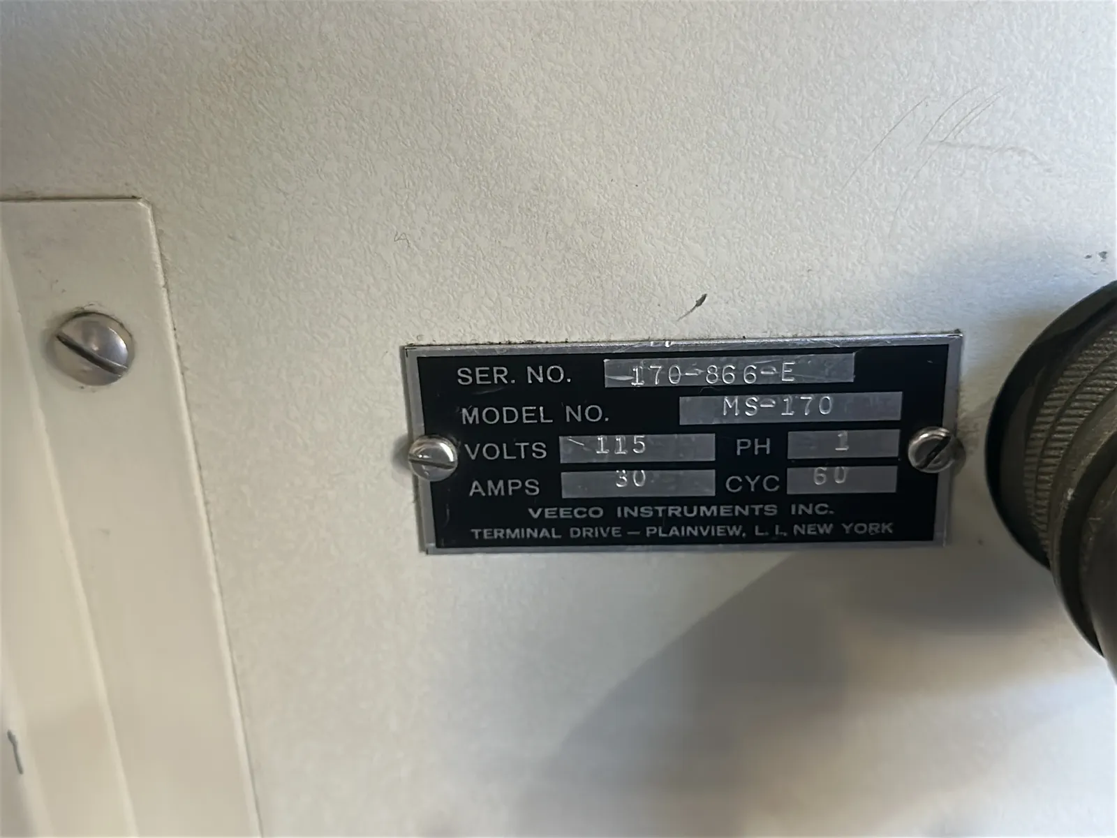 Veeco MS-170 Leak Detector, photo 7 of 7