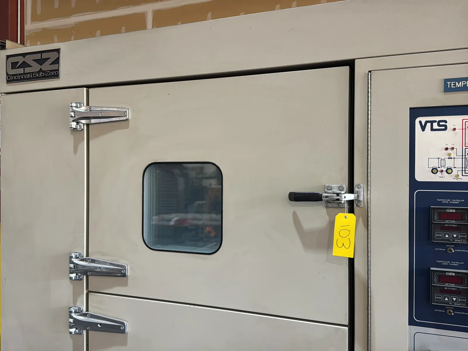 CSZ Temperature Cycling Chamber, photo 8 of 38