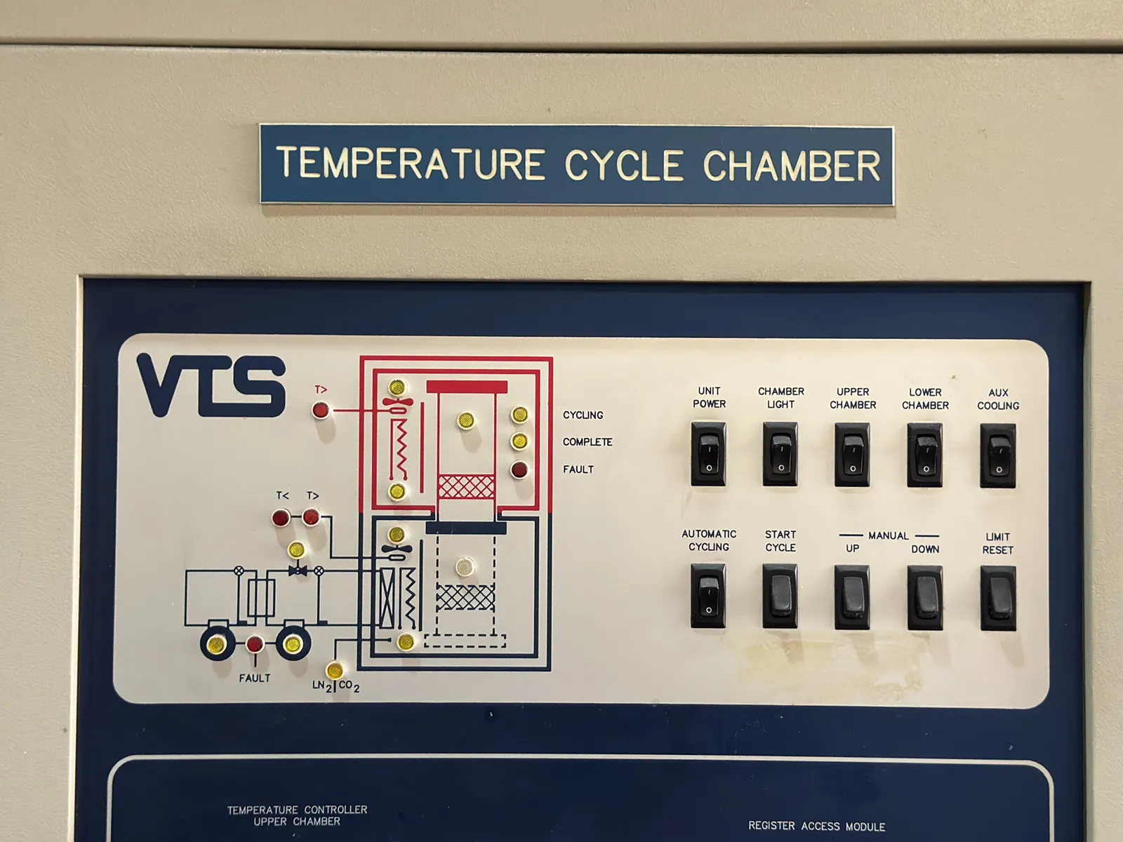 CSZ Temperature Cycling Chamber, photo 5 of 38