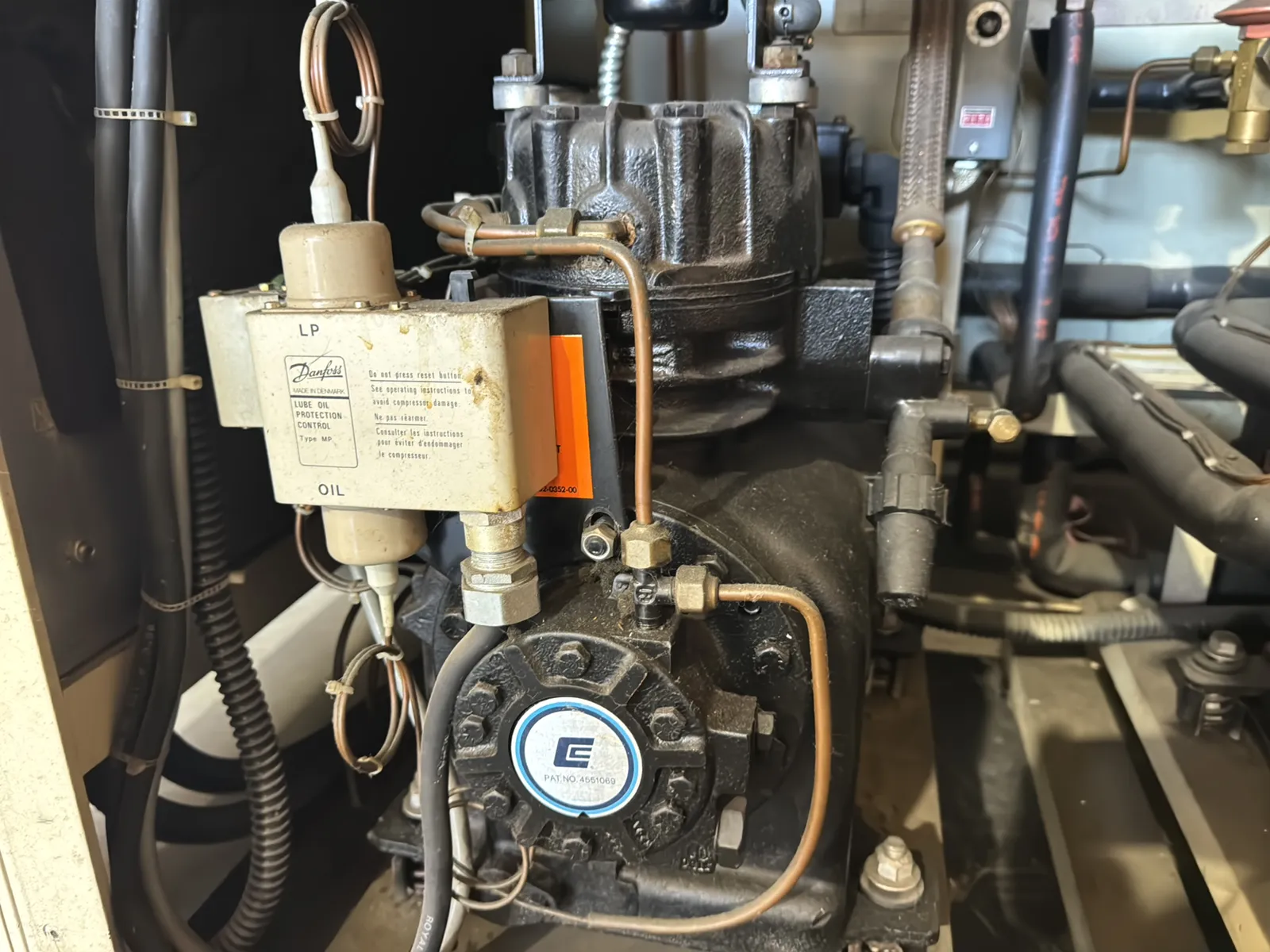 CSZ Temperature Cycling Chamber, photo 22 of 38
