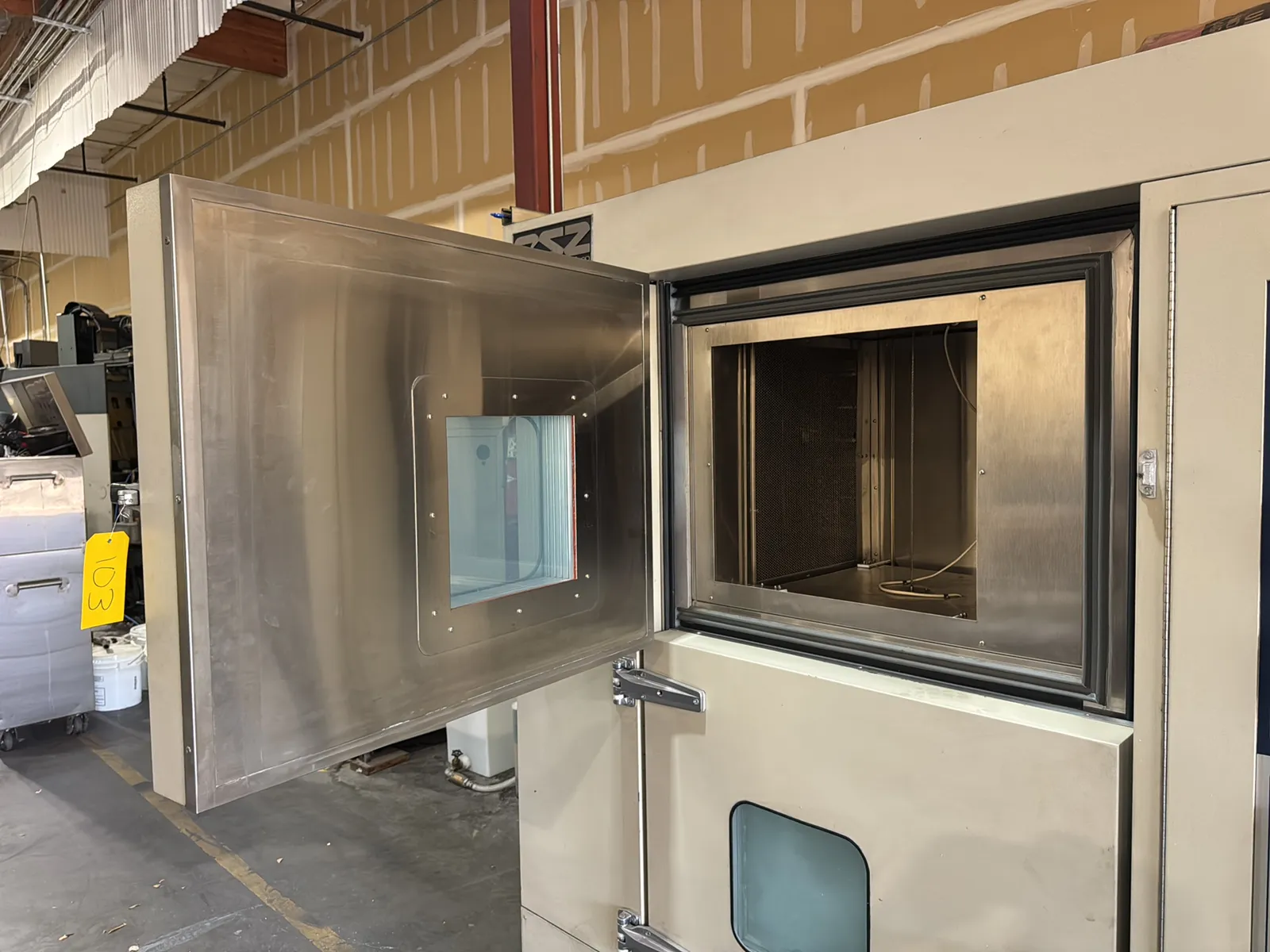 CSZ Temperature Cycling Chamber, photo 10 of 38