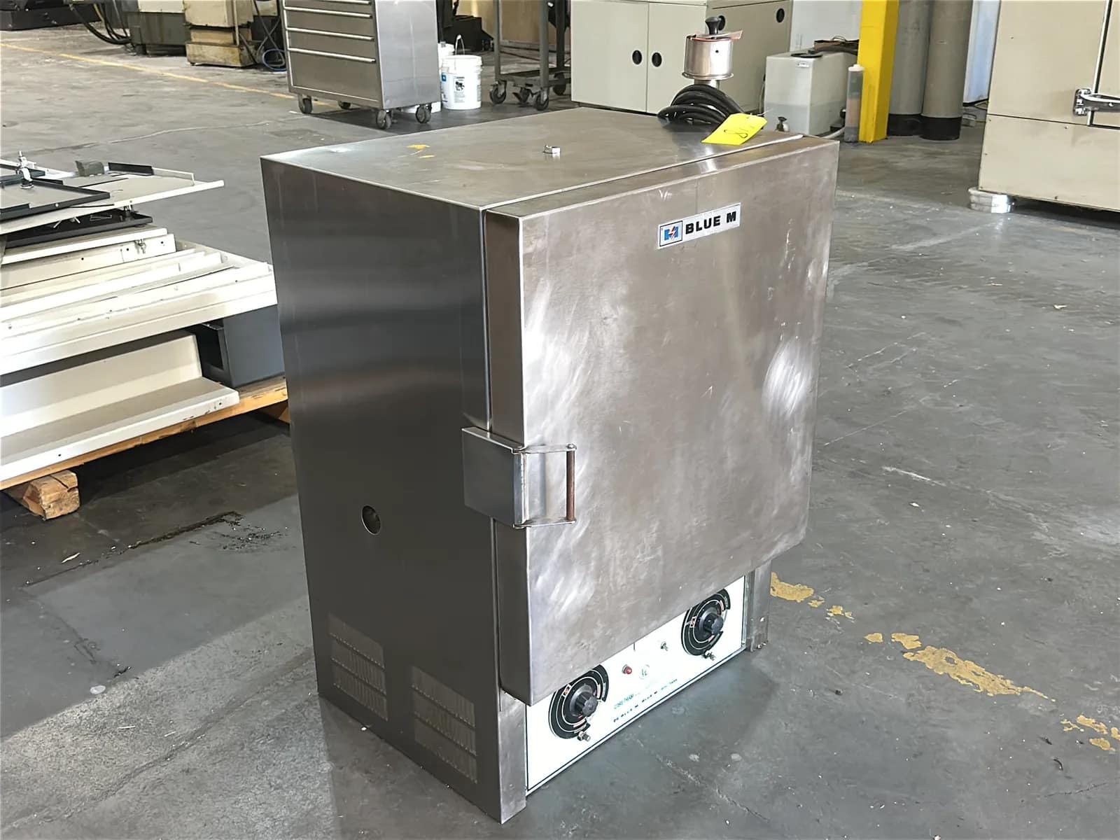 Blue M OV-510A-2 Stabil-Therm Temperature Cabinet, photo 3 of 8