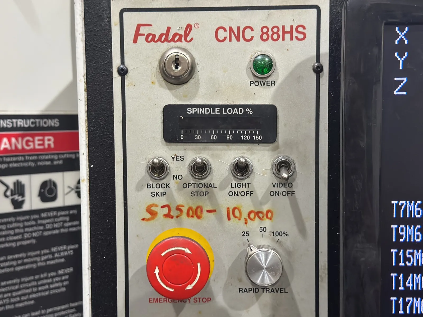 Fadal VMC4020 CNC Vertical Machining Center, photo 14 of 47
