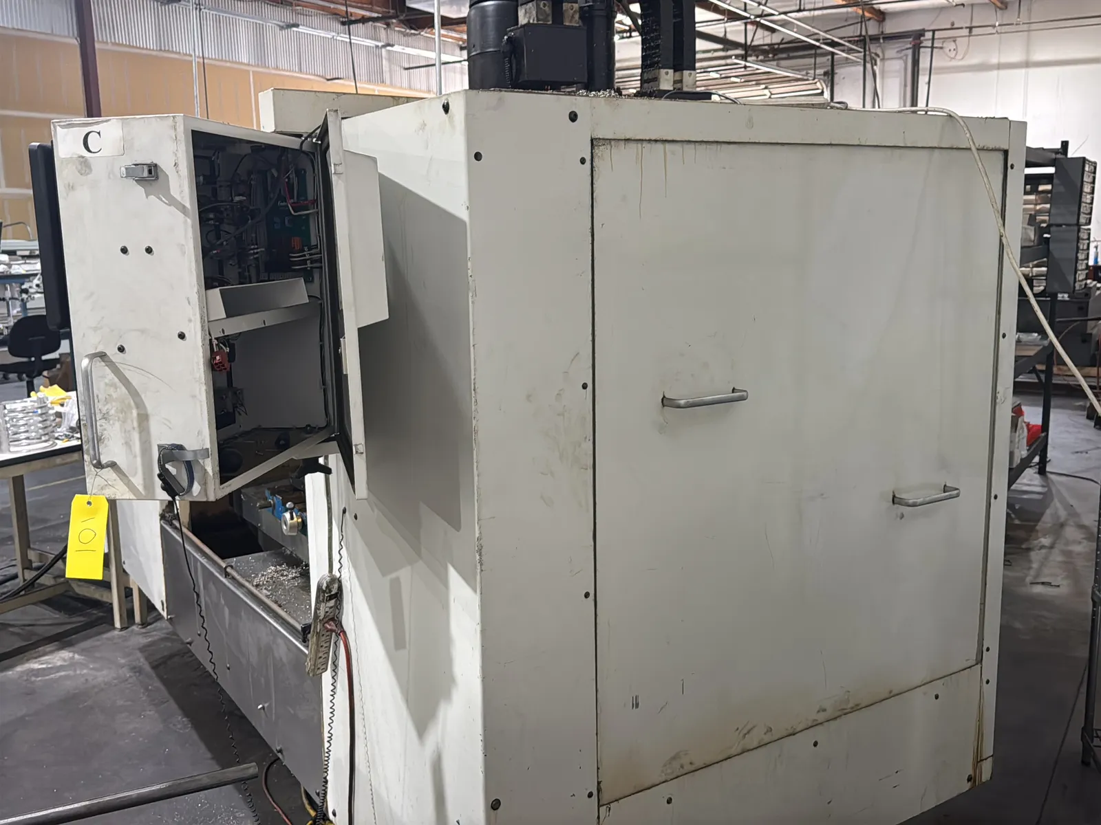 Fadal VMC4020 CNC Vertical Machining Center, photo 21 of 47