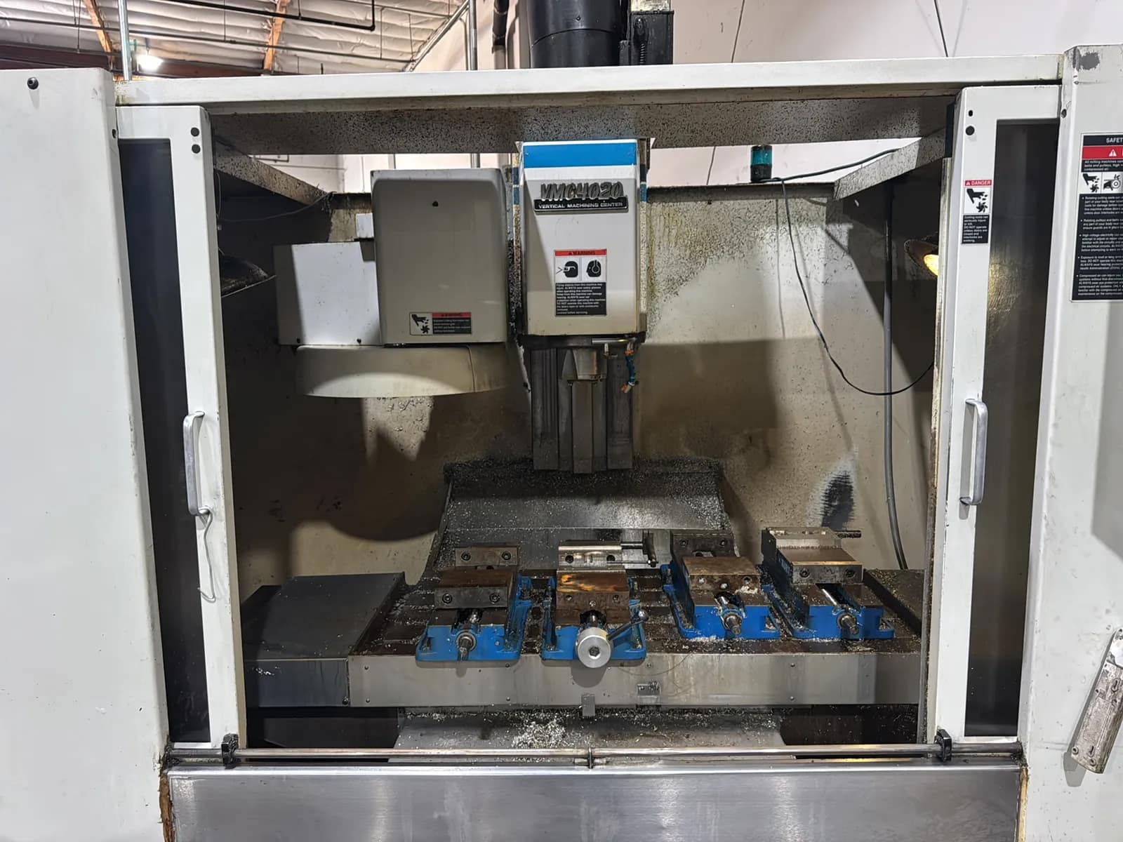 Fadal VMC4020 CNC Vertical Machining Center, photo 5 of 47