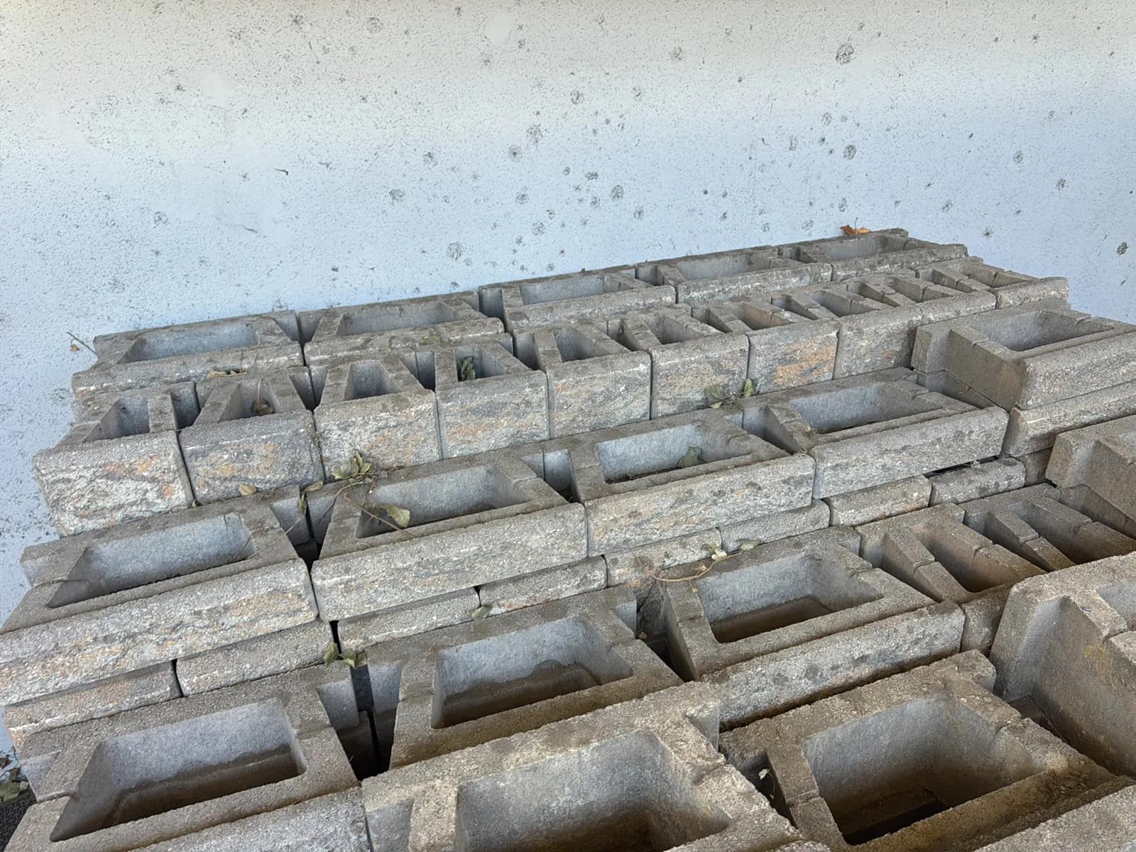 Bulk Lot: Allan Blocks, photo 22 of 22