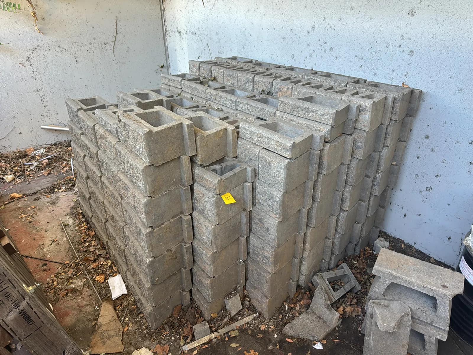 bulk-lot-allan-blocks-3b5563