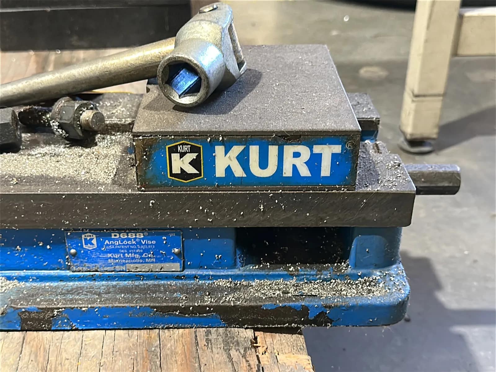 Kurt AngLock Vise, photo 2 of 5