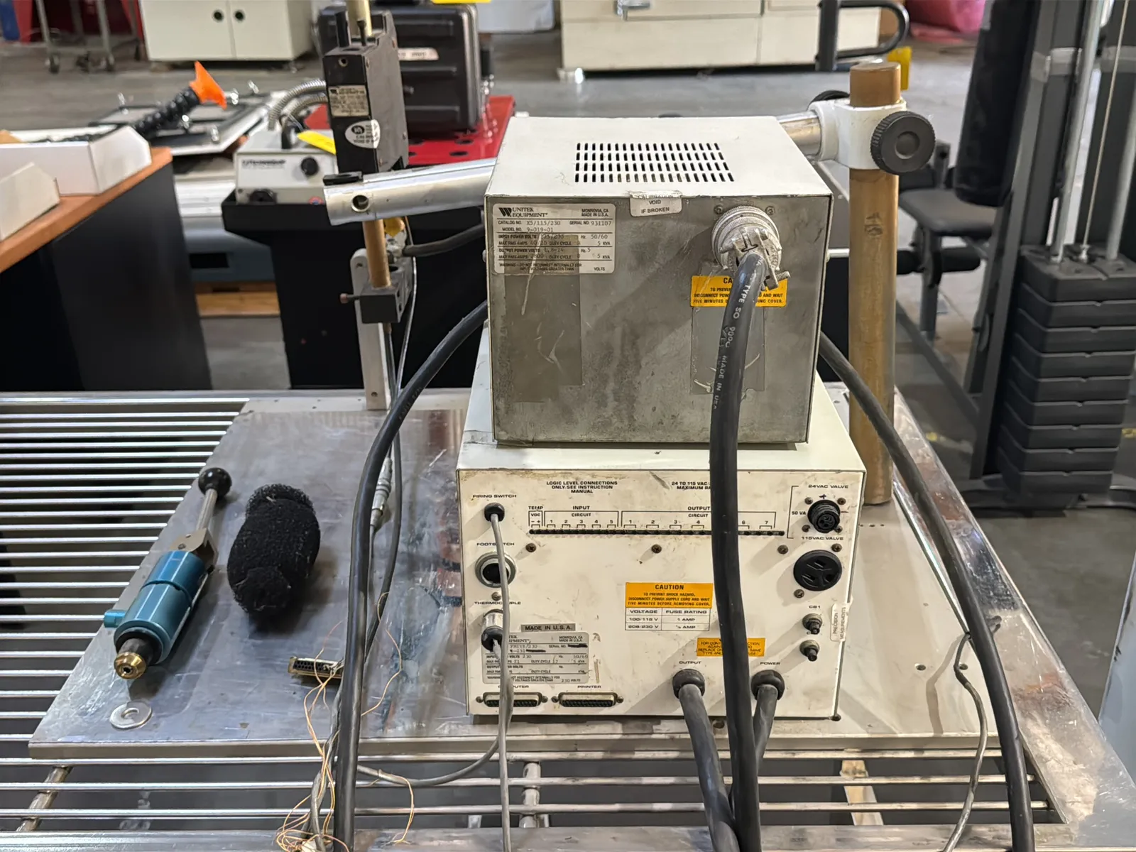 Unitek Fine-Spot Spot Welder With Power Supply, photo 13 of 18