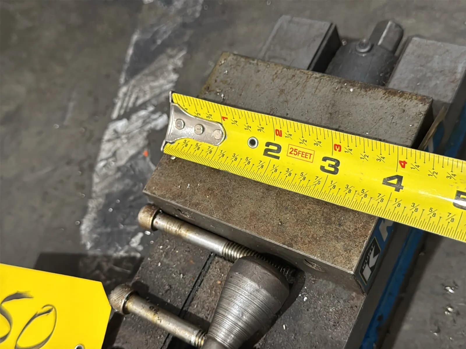 Kurt DL430 4” Vise, photo 7 of 7