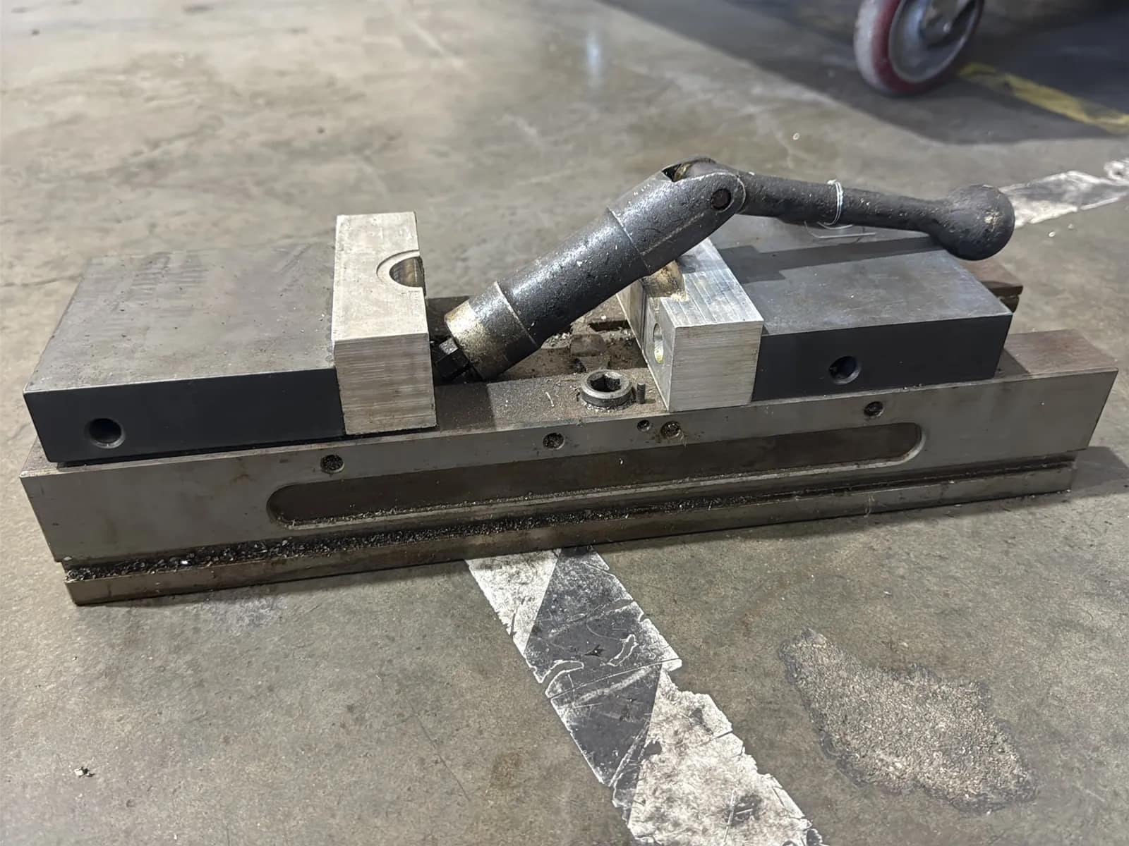4” Machinist Vise, photo 7 of 7