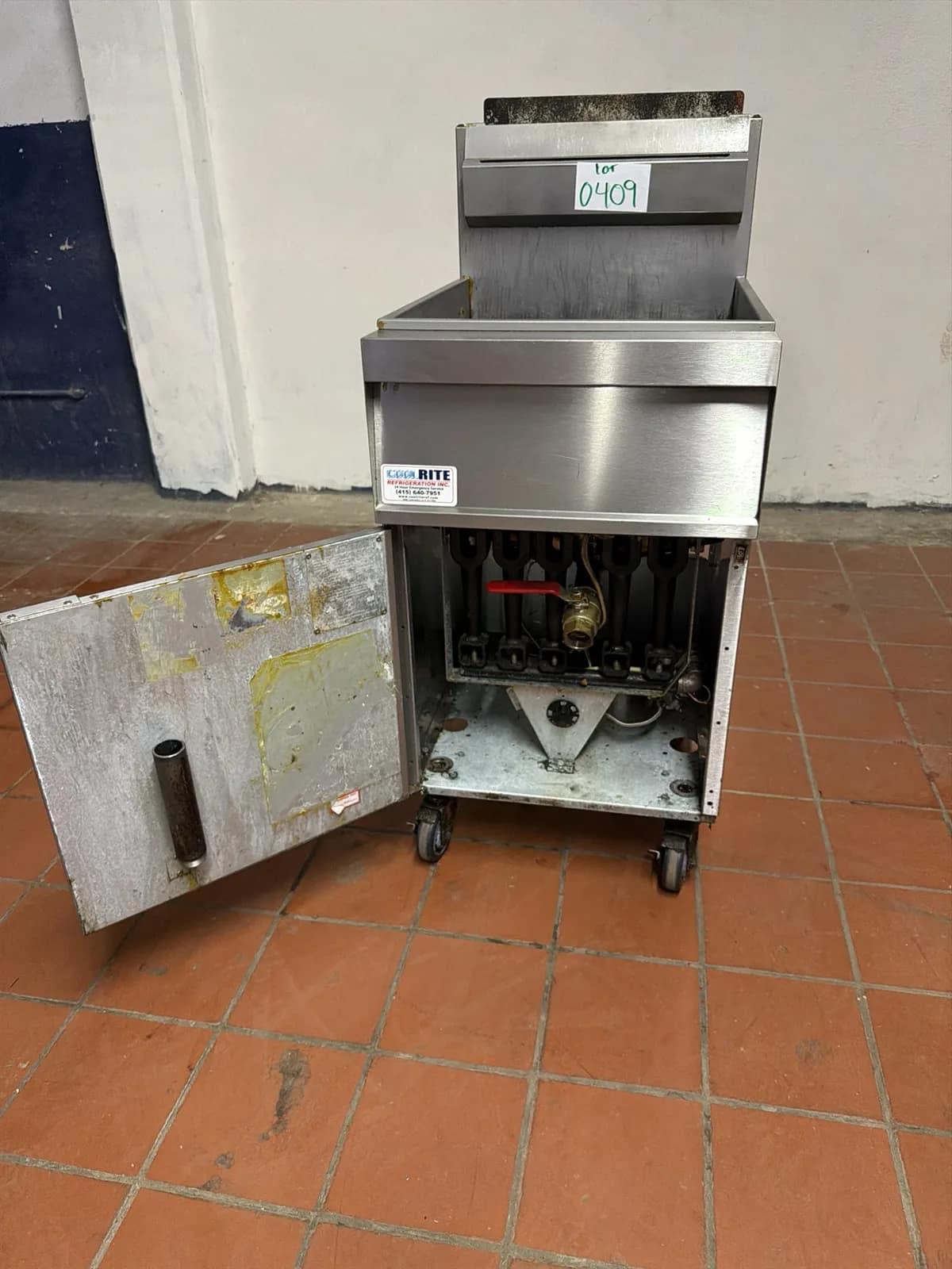 Vulcan 65lb Floor Model Gas Fryer, photo 6 of 7