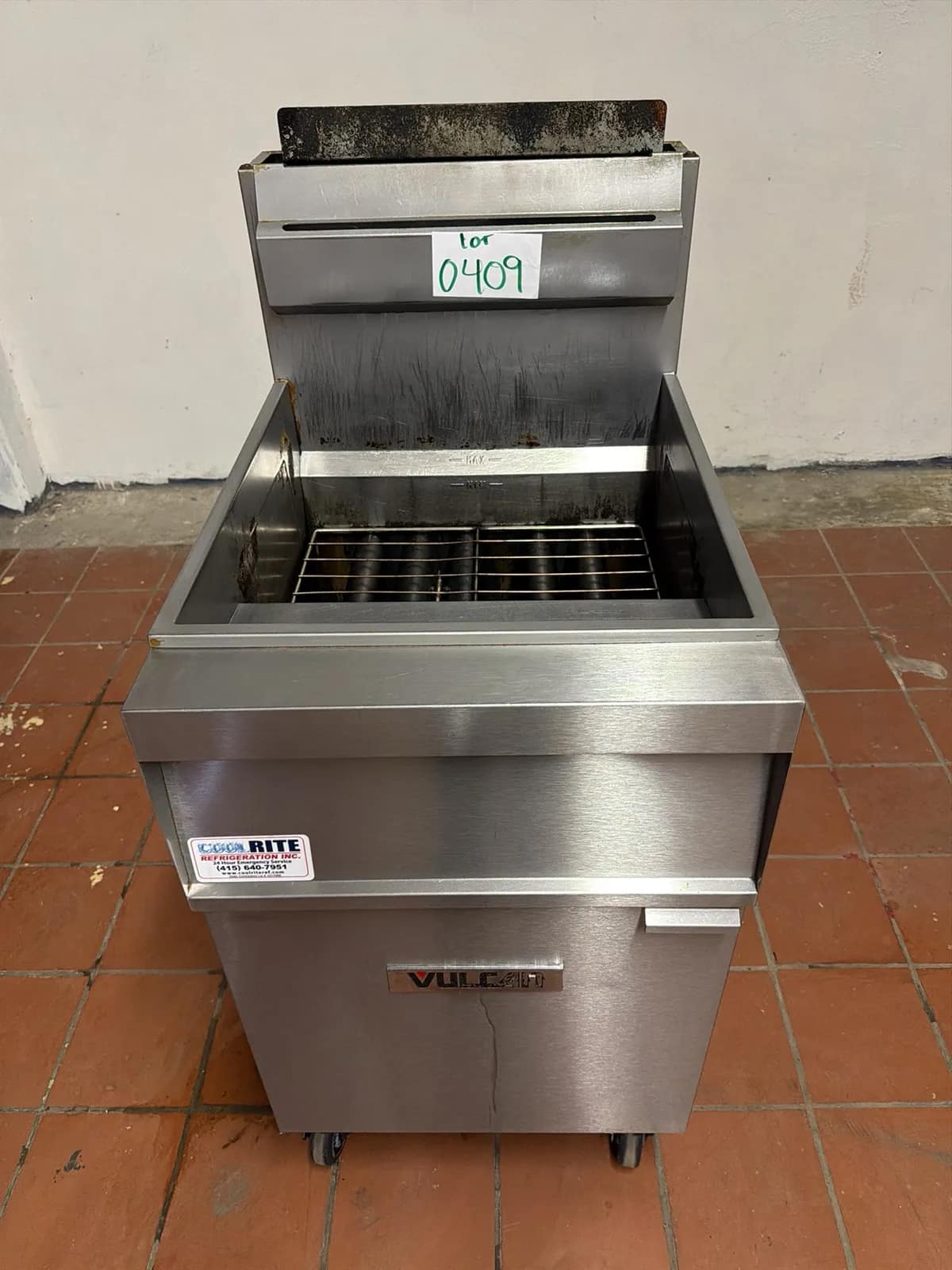 Vulcan 65lb Floor Model Gas Fryer, photo 2 of 7