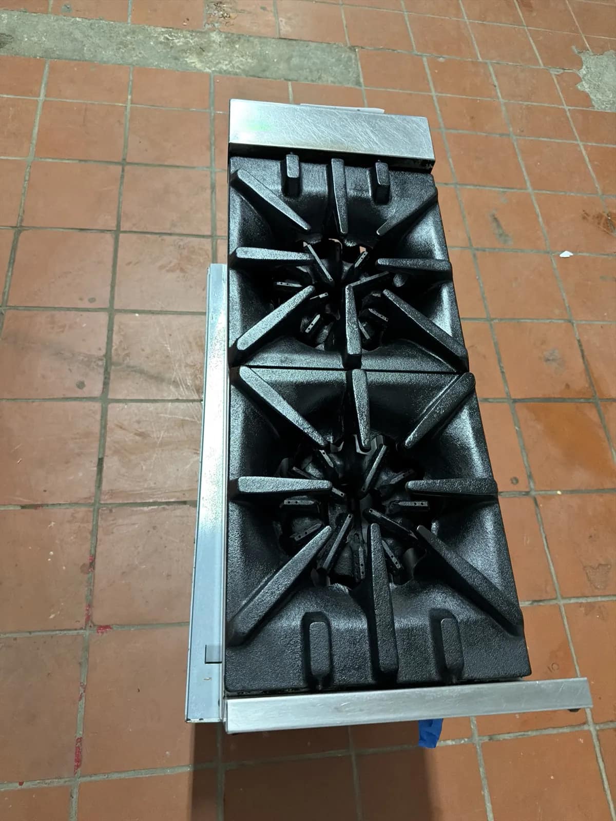 Garland 2 Burner Range, photo 6 of 6