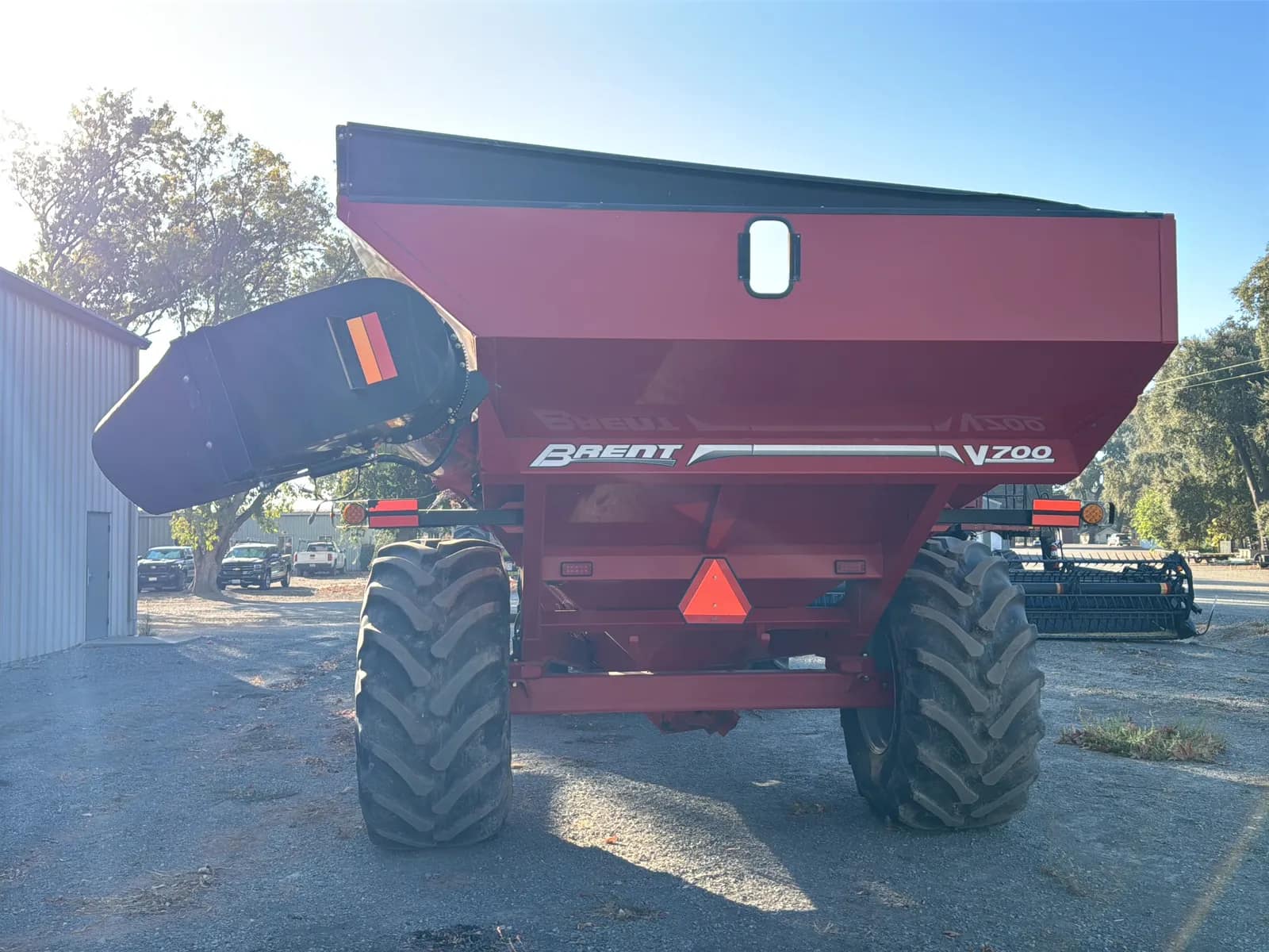 Unverferth Brent Grain Cart V700, photo 3 of 24