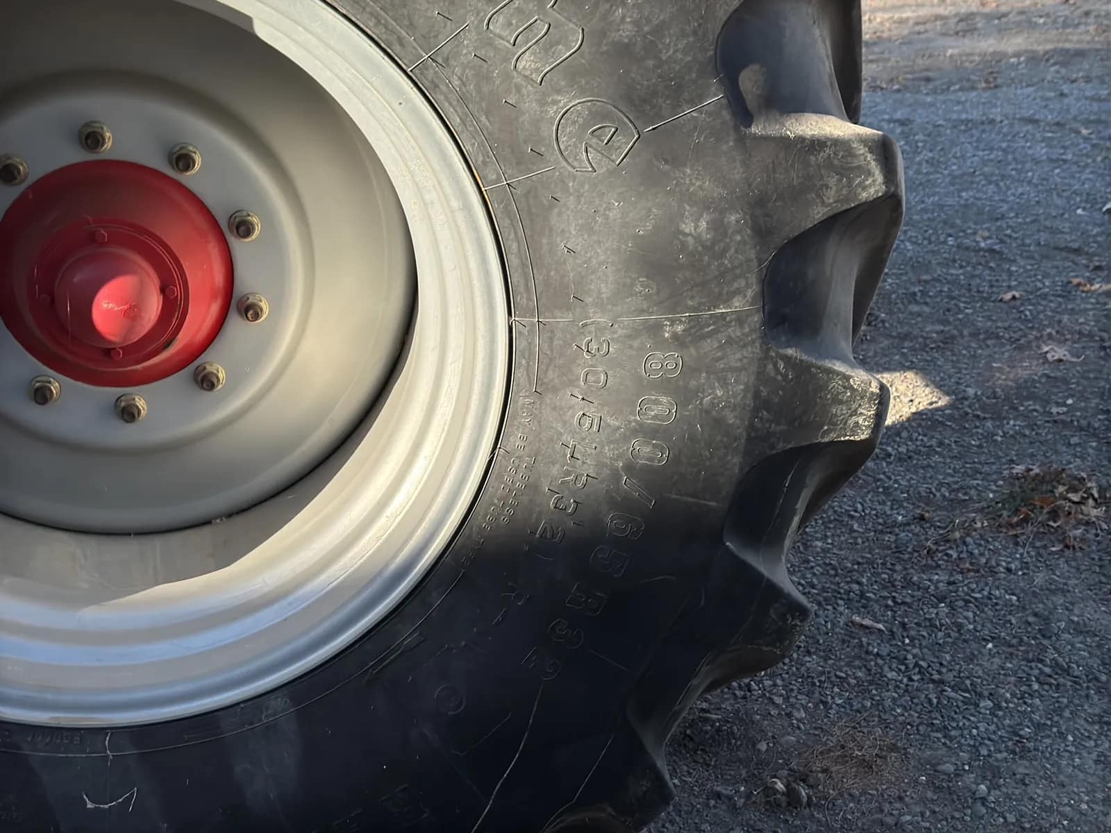 Unverferth Brent Grain Cart V700, photo 23 of 24