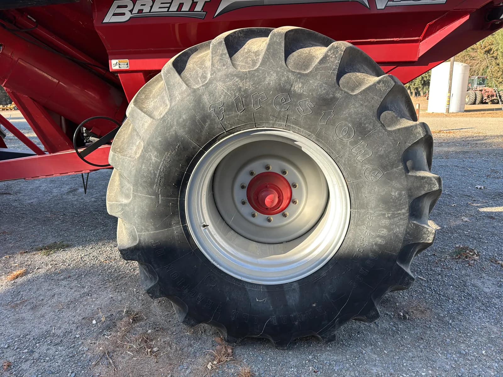 Unverferth Brent Grain Cart V700, photo 21 of 24