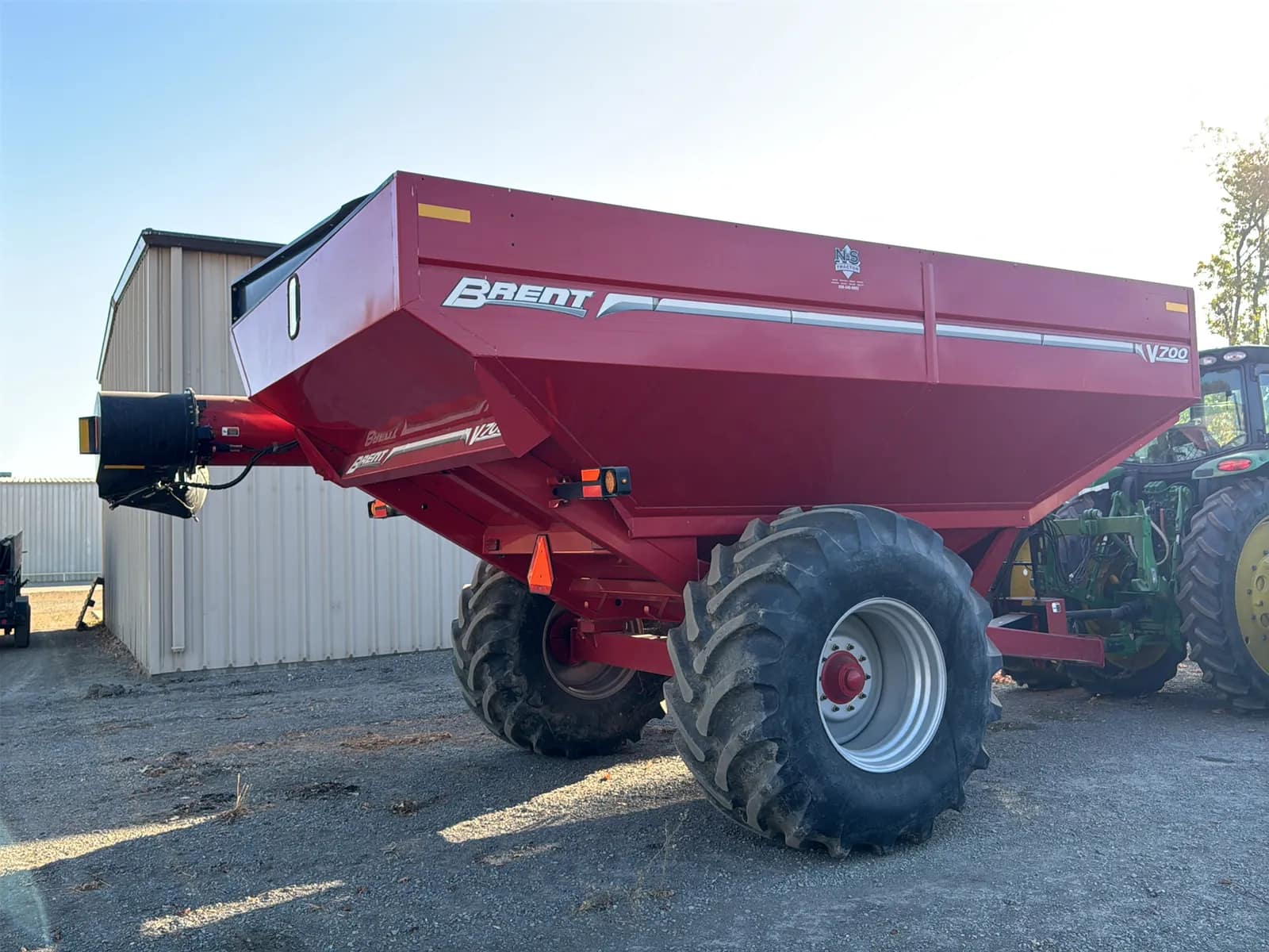 Unverferth Brent Grain Cart V700, photo 4 of 24