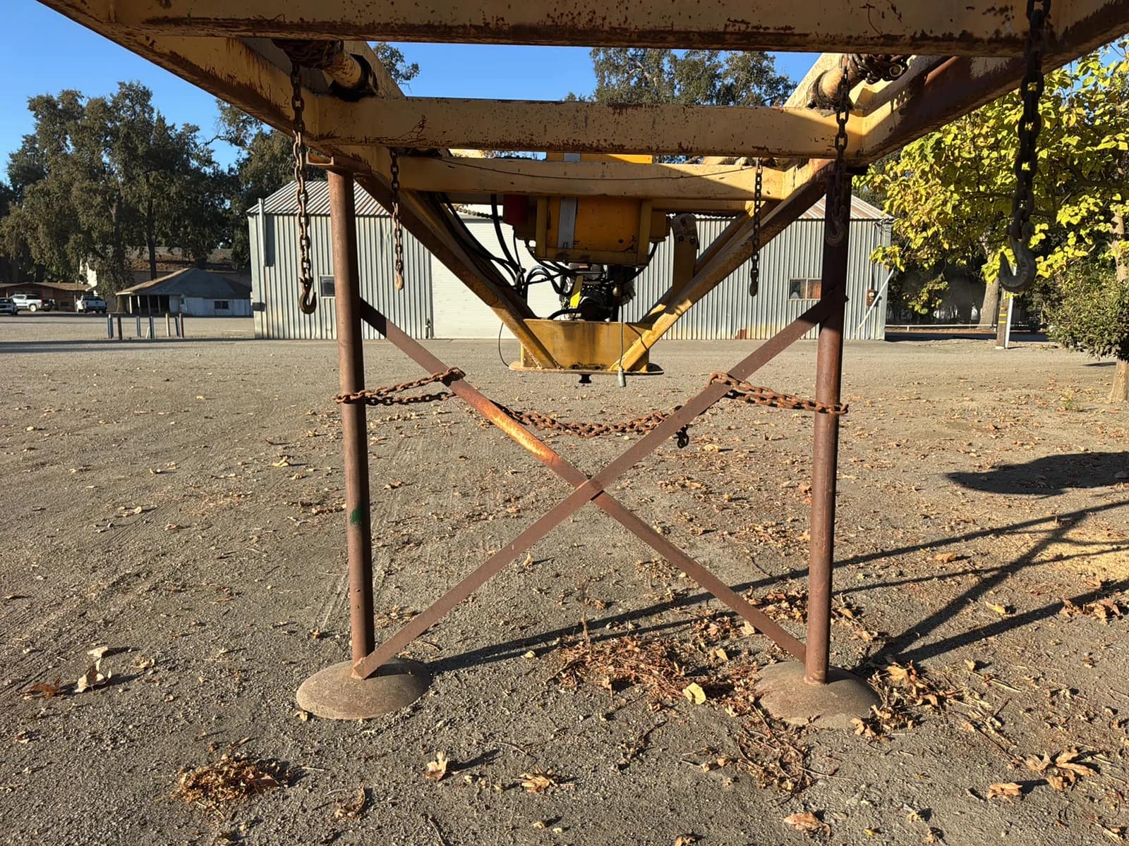 30’ Carry All Gooseneck Trailer With Stands, photo 6 of 29