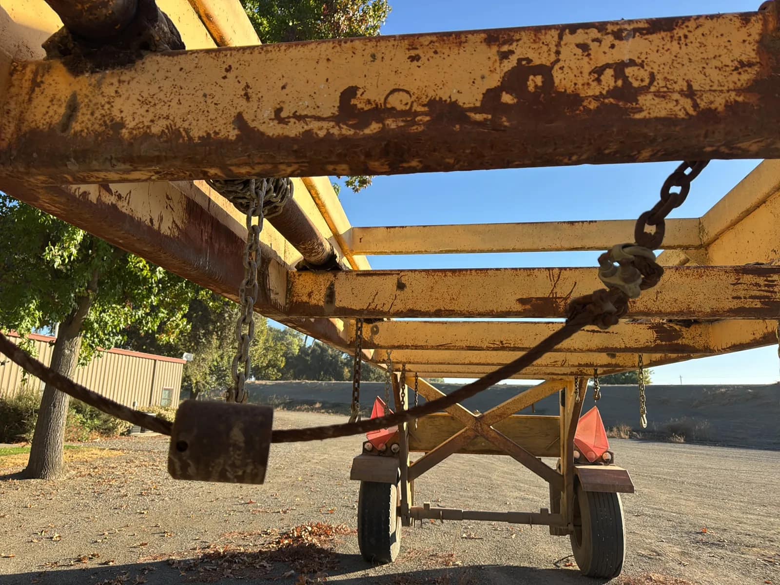 30’ Carry All Gooseneck Trailer With Stands, photo 14 of 29