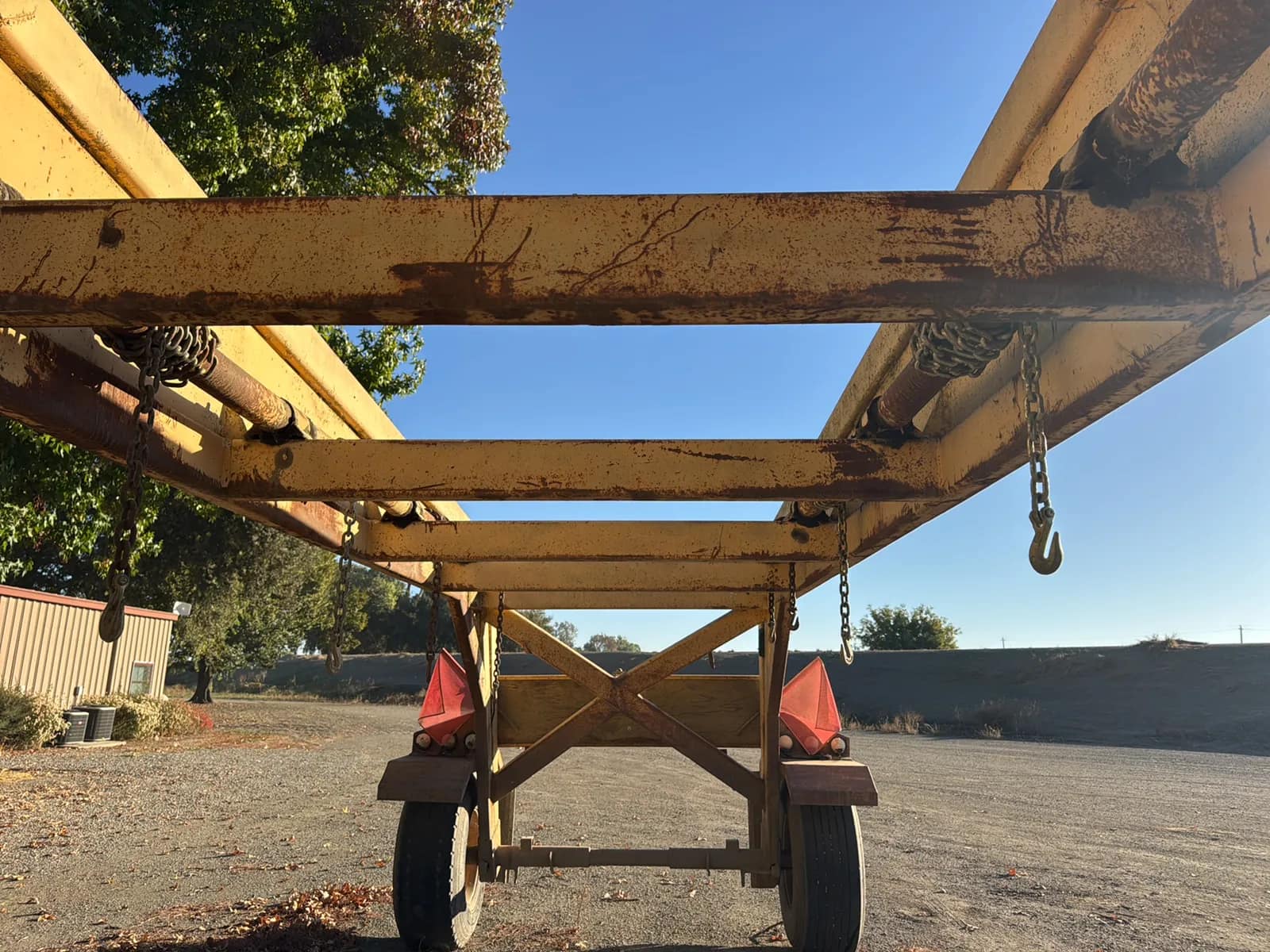 30’ Carry All Gooseneck Trailer With Stands, photo 15 of 29