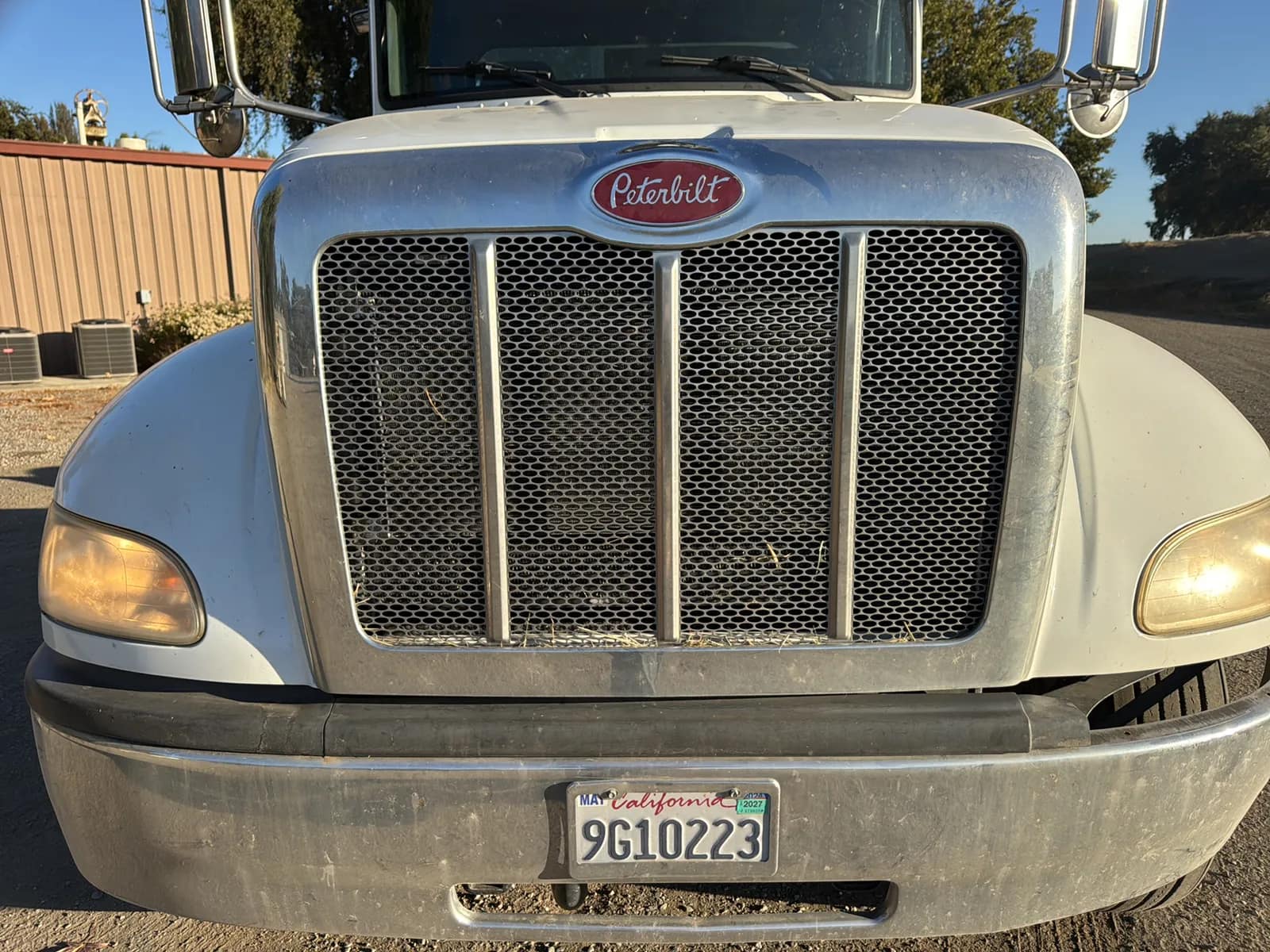 2016 Peterbilt PB348 2-Axle Automatic Tractor Trailer, photo 27 of 73