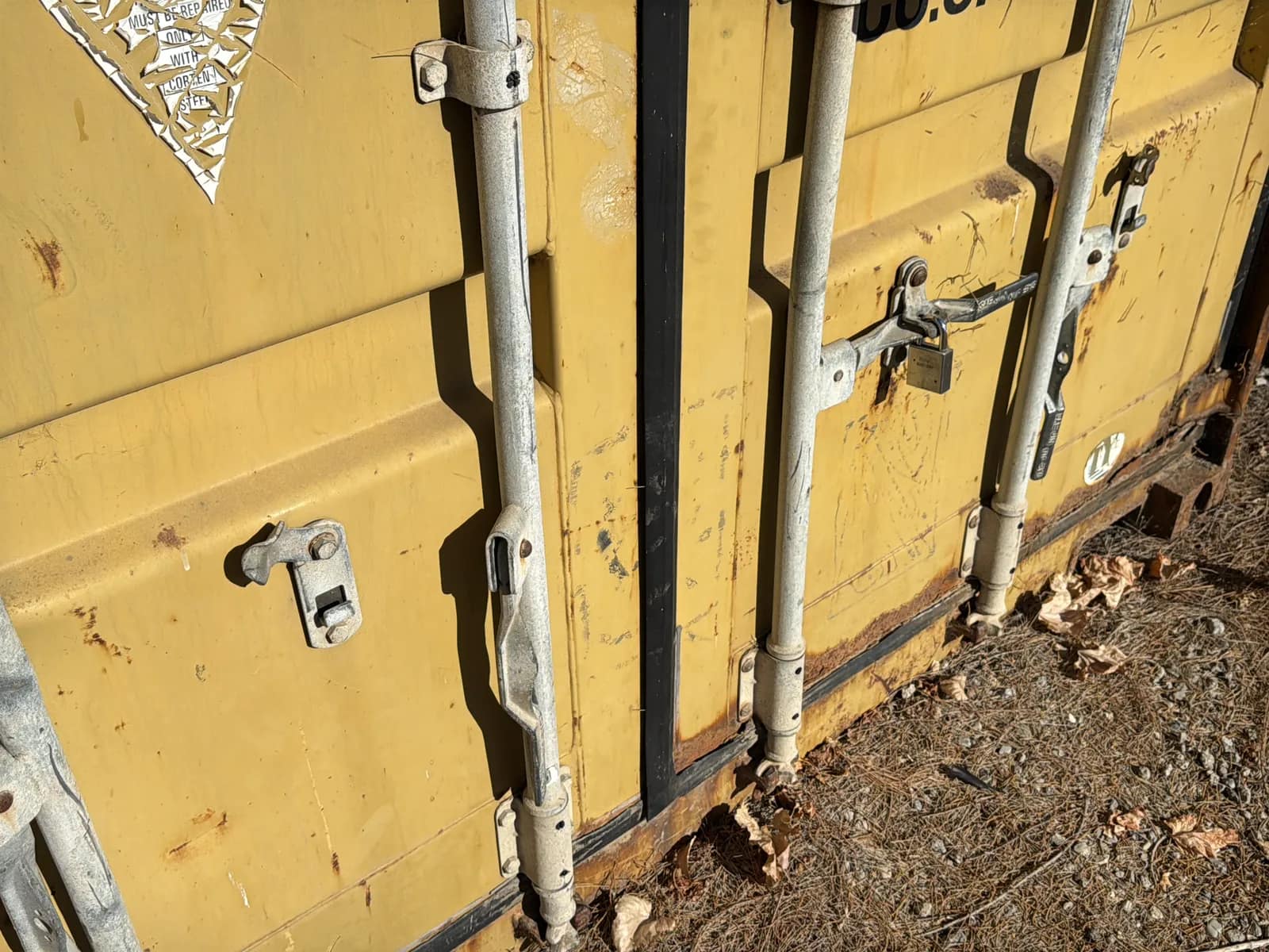 40’ Shipping Container, photo 10 of 13