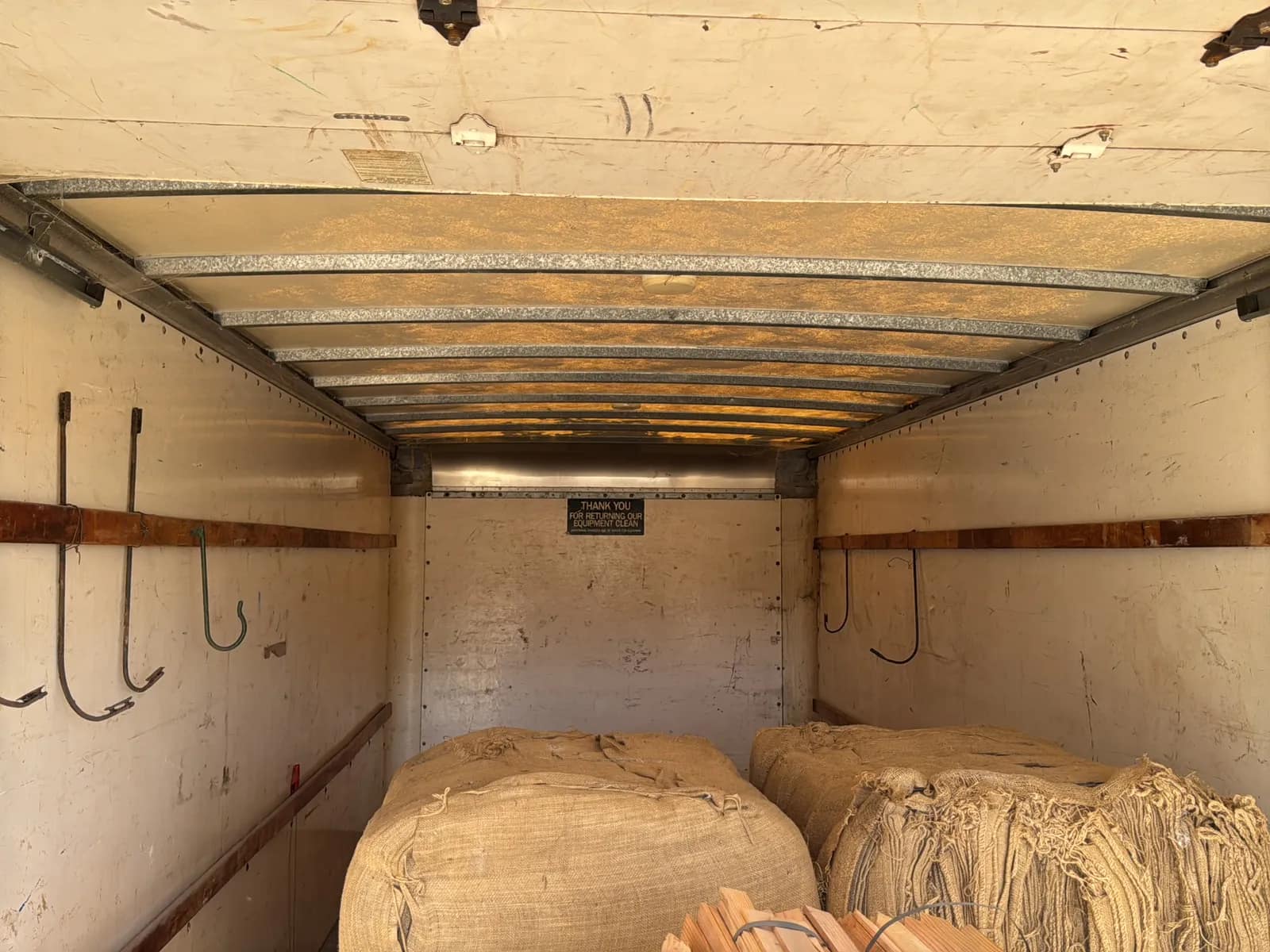 25’ Truck Box (Contents Not Included), photo 11 of 15