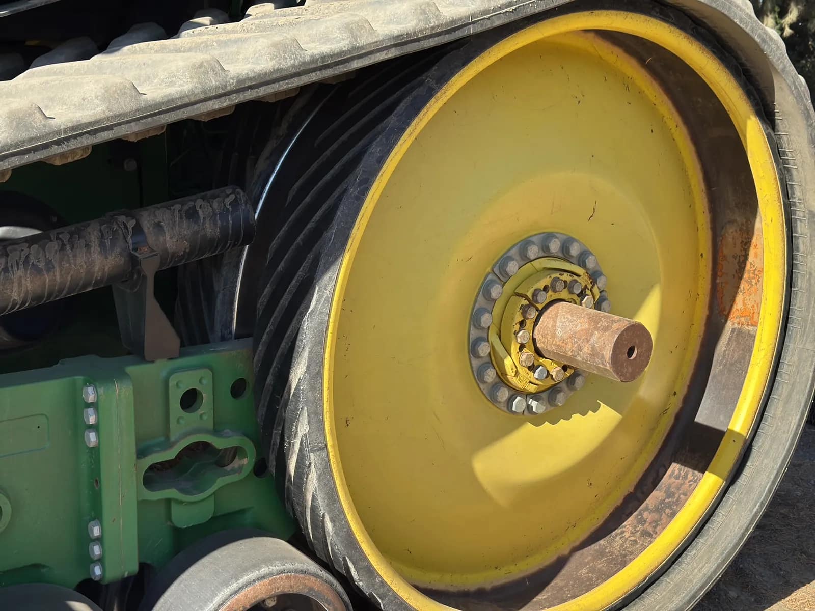 John Deere 8360RT Tractor, photo 15 of 32