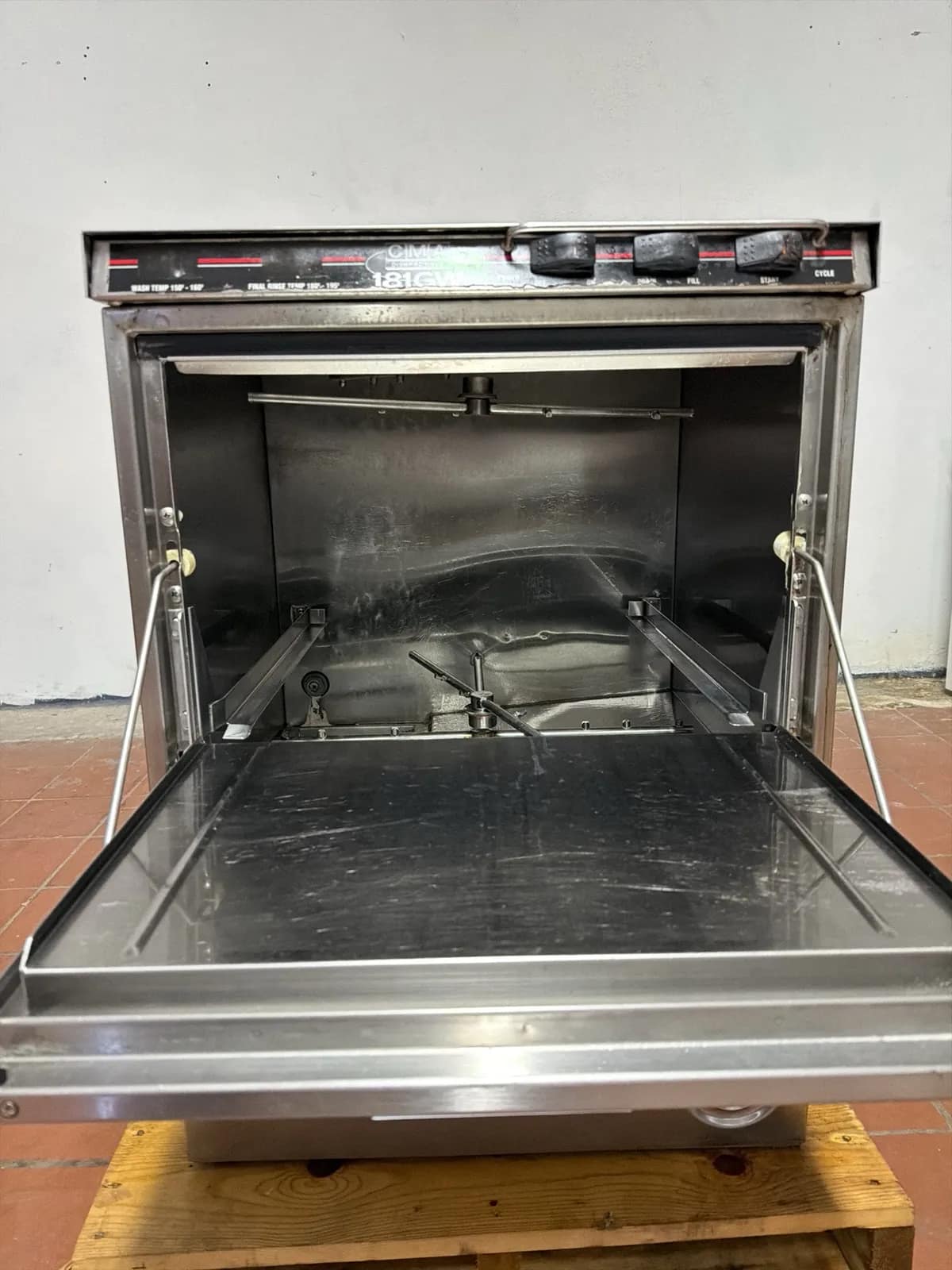 CMA 181GW Commercial Dishwasher/Glasswasher High Temp 220 Volts, photo 5 of 6