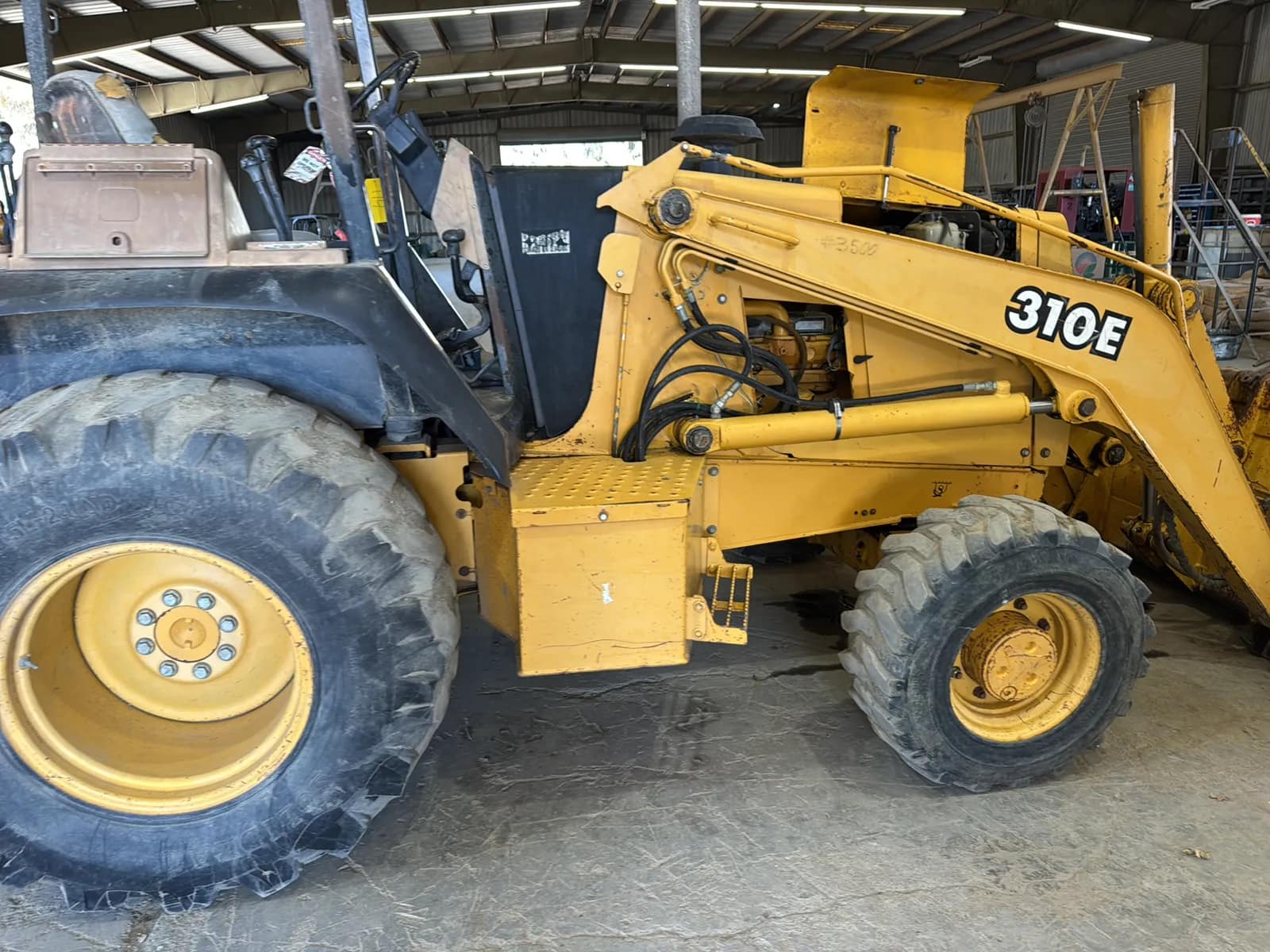 John Deere 310E Backhoe Loader, photo 6 of 7