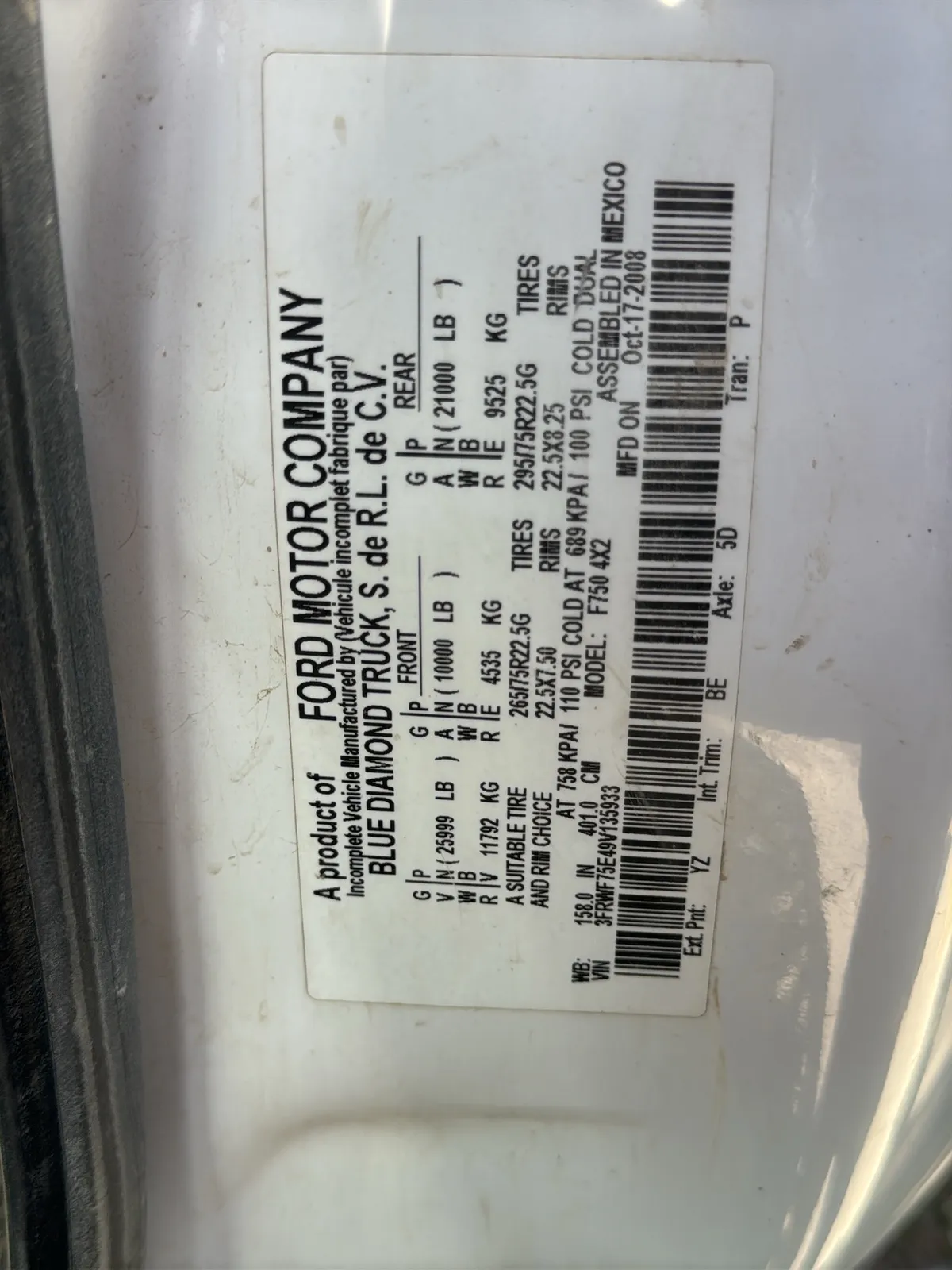 2008 Ford F-750 Super Duty Water Truck, photo 9 of 14