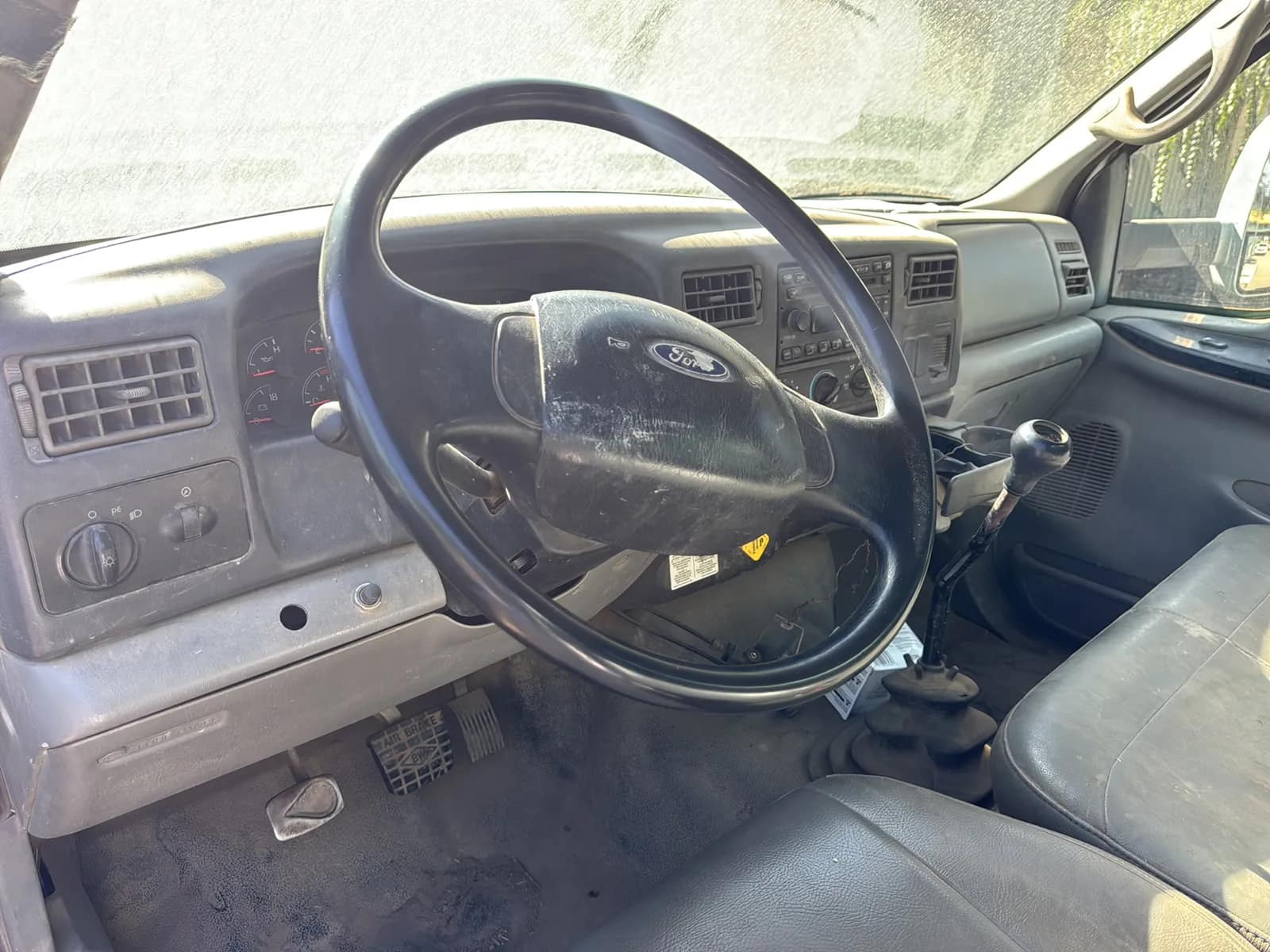 2008 Ford F-750 Super Duty Water Truck, photo 10 of 14