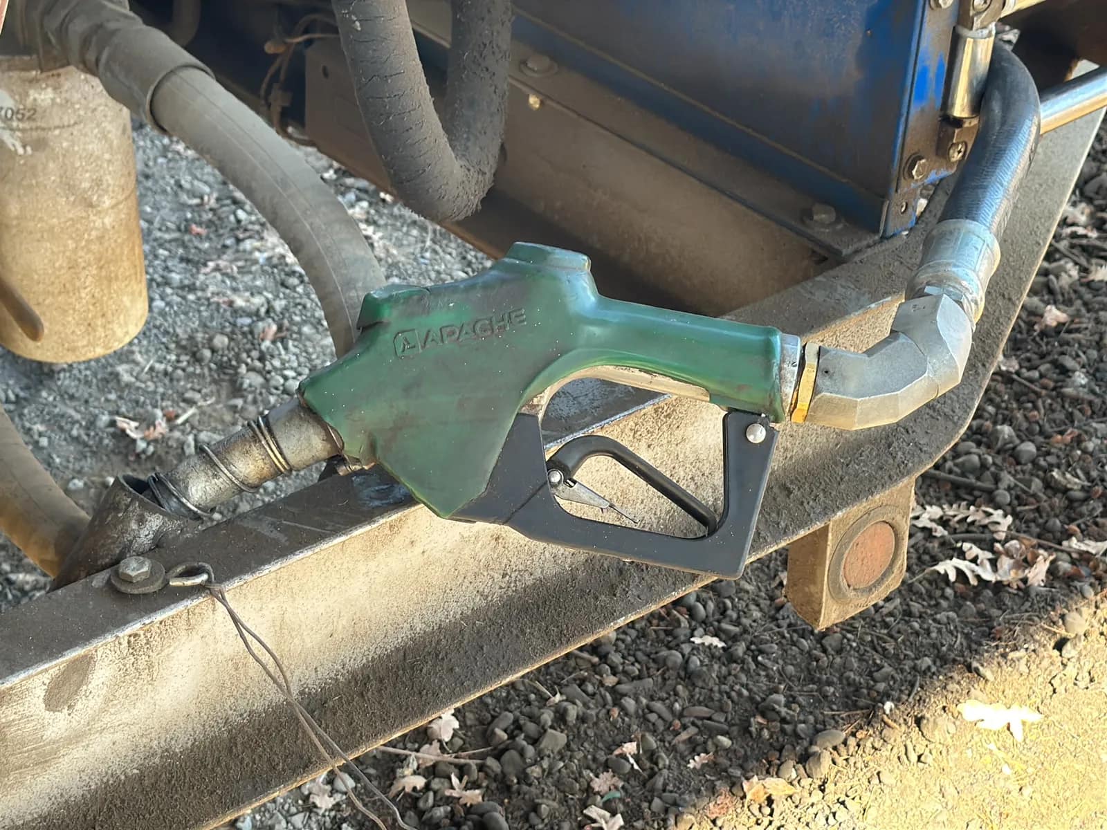 1000 Gallon Diesel Fuel Trailer, photo 10 of 22