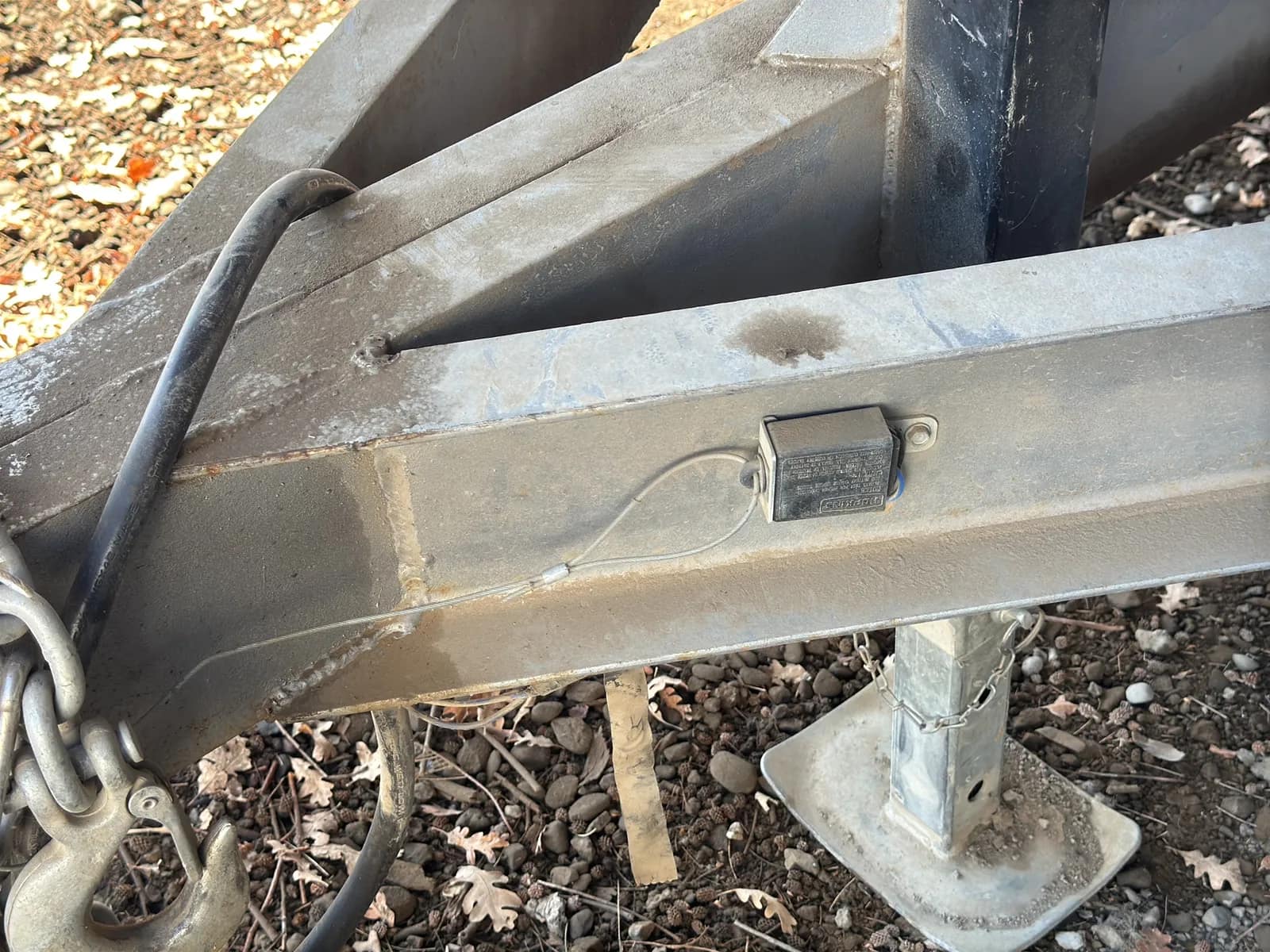 1000 Gallon Diesel Fuel Trailer, photo 17 of 22