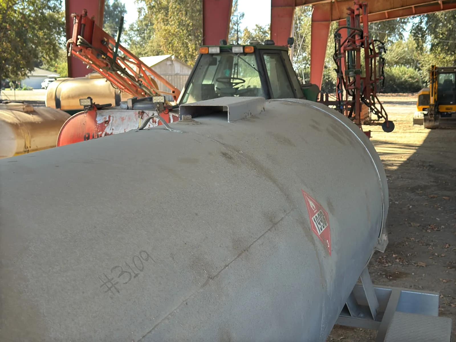 1000 Gallon Diesel Fuel Trailer, photo 22 of 22