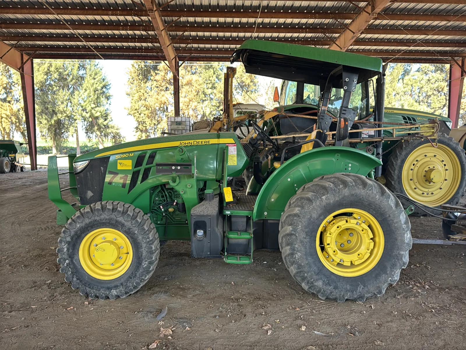 John Deere 5090N, photo 2 of 19